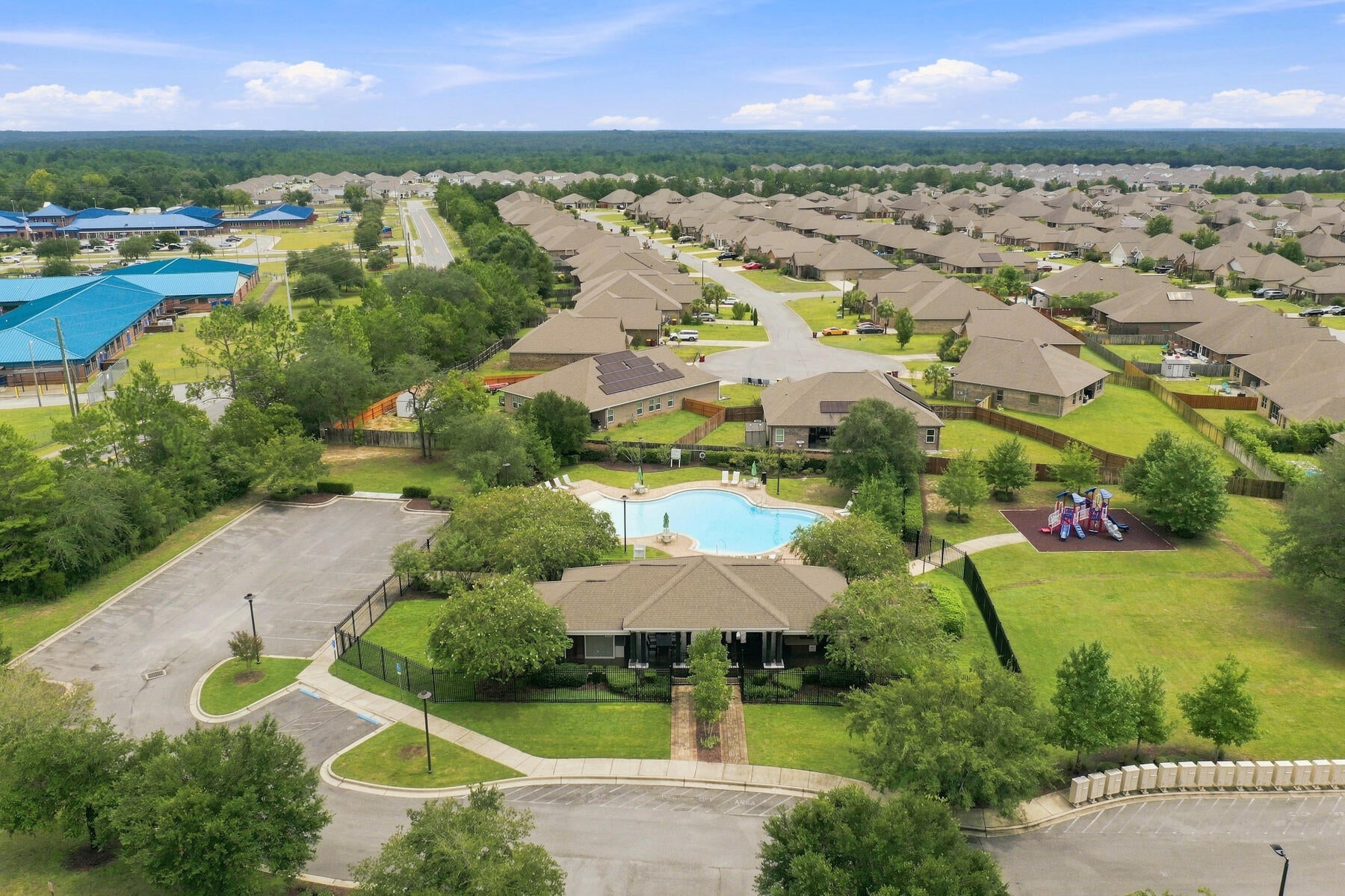 REDSTONE COMMONS PH I - Residential