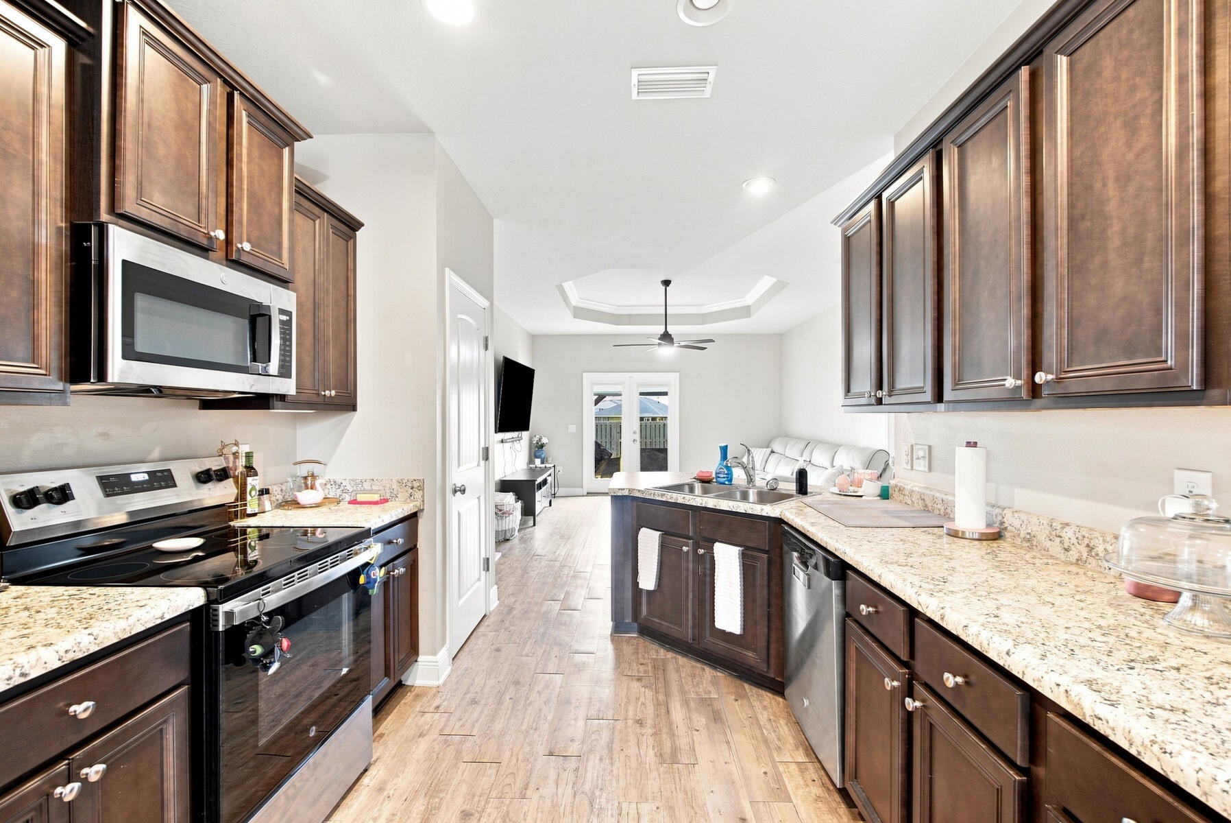 REDSTONE COMMONS PH I - Residential