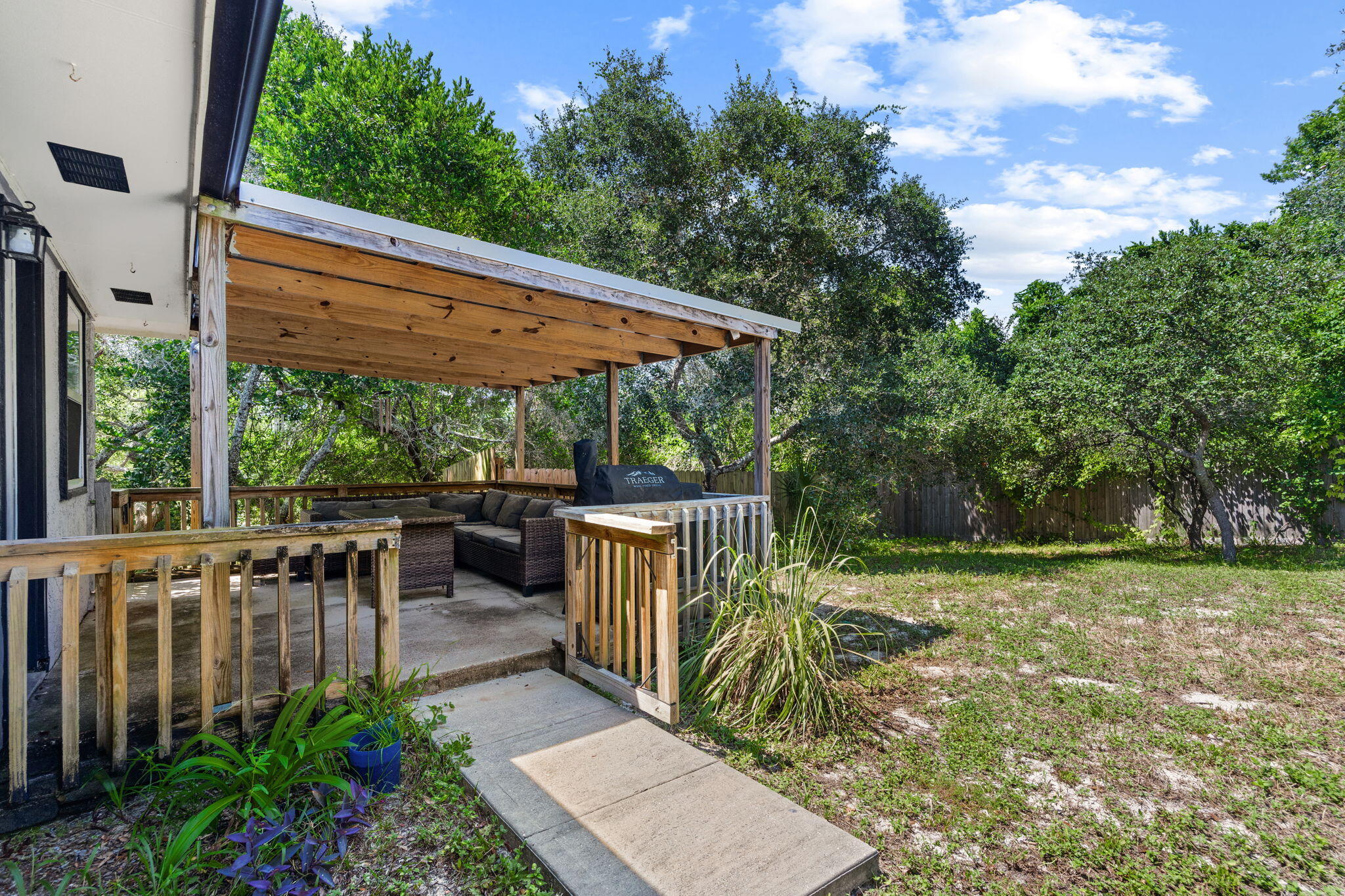 DIAMOND HEAD SEC OF LAKESIDE - Residential