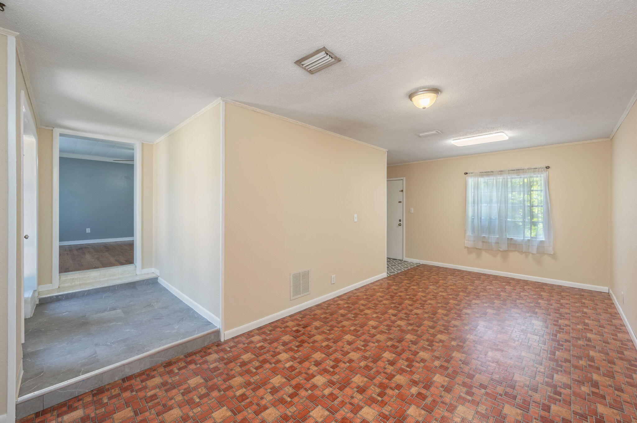 NO RECORDED PROJECT - Residential