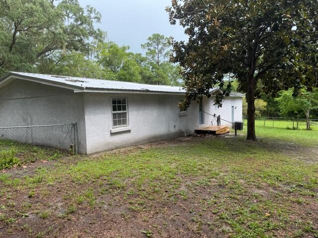 NO RECORDED SUBDIVISION - Residential Lease
