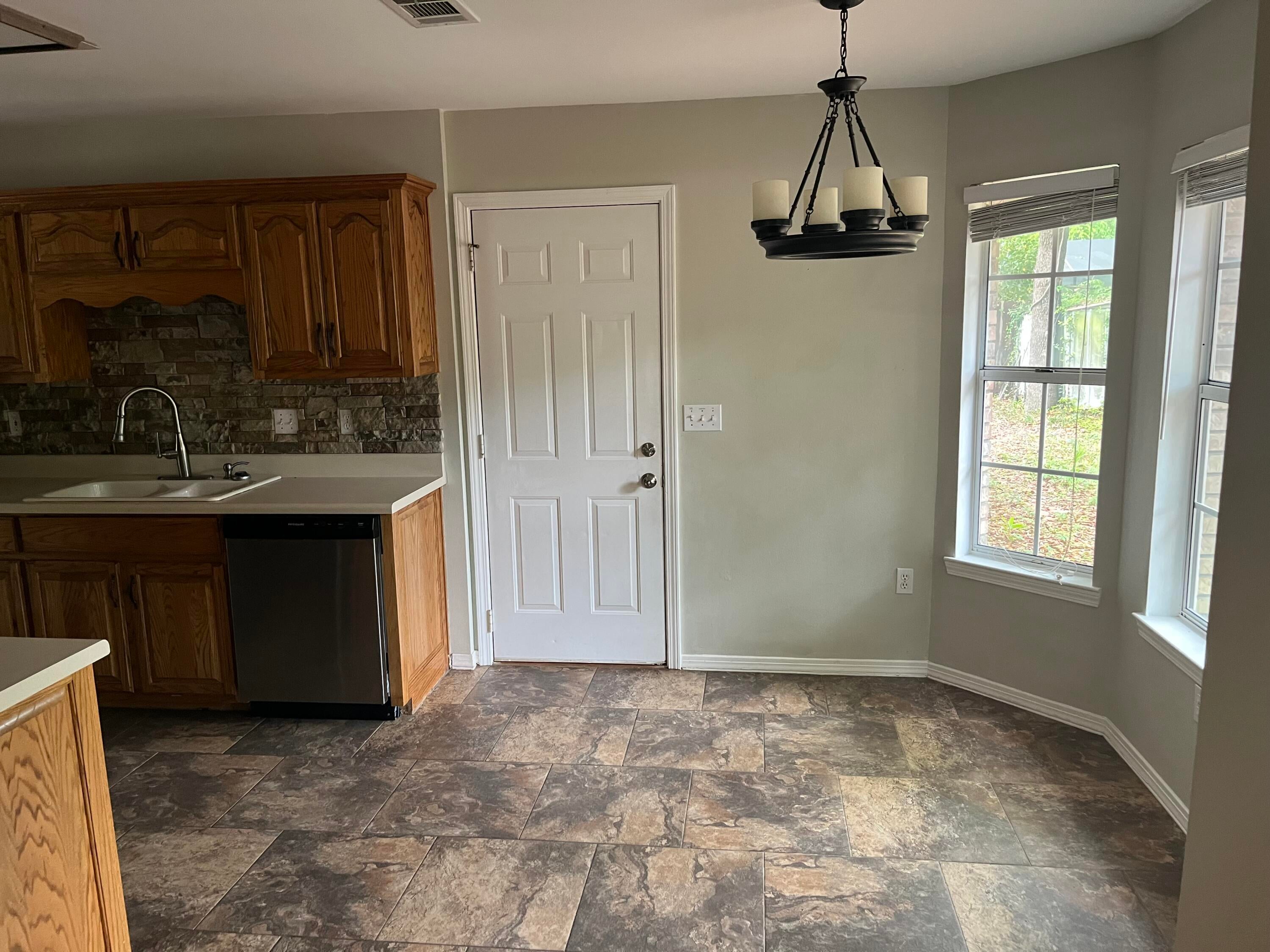 ROYAL OAKS S/D - Residential
