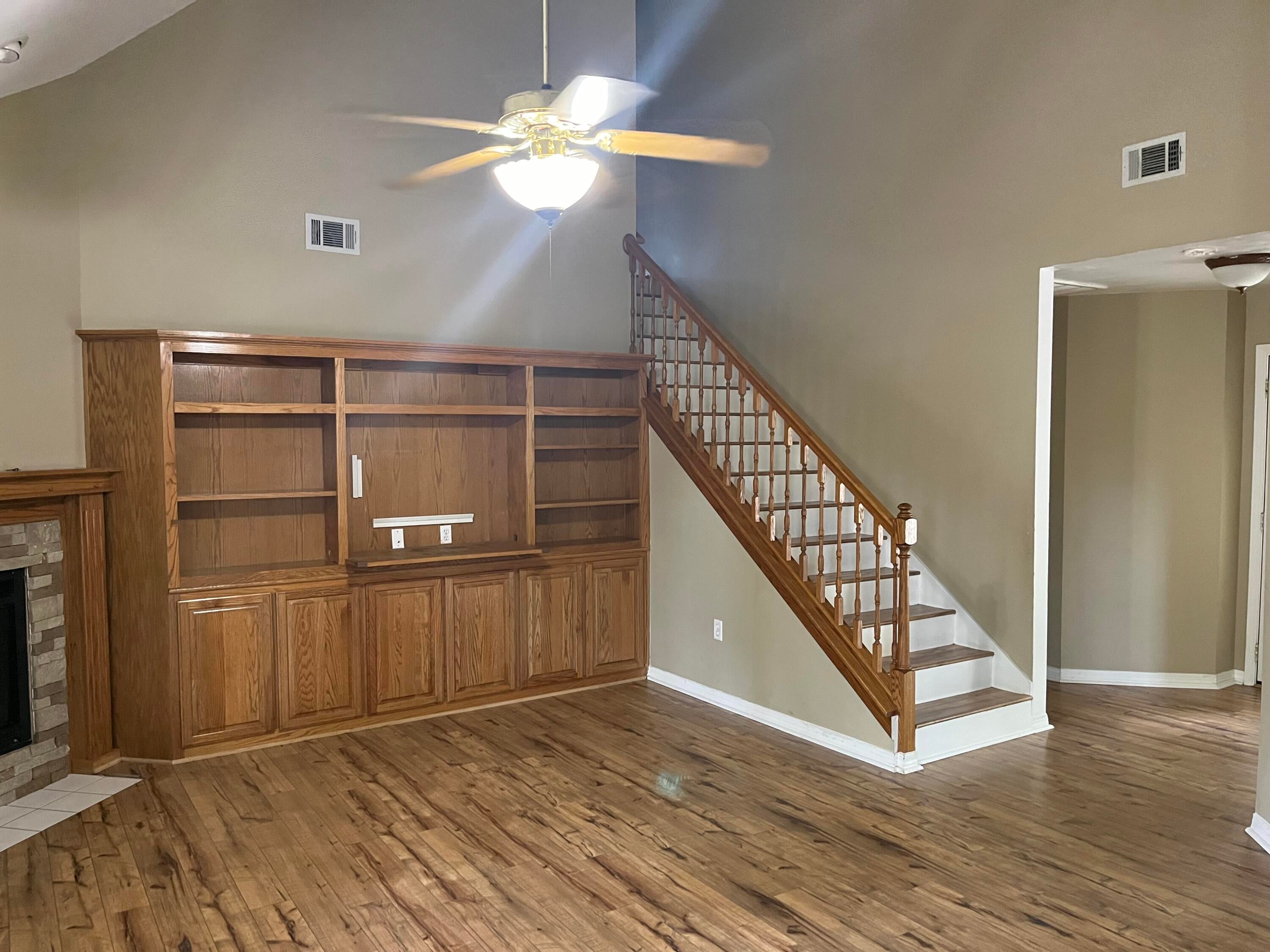 ROYAL OAKS S/D - Residential