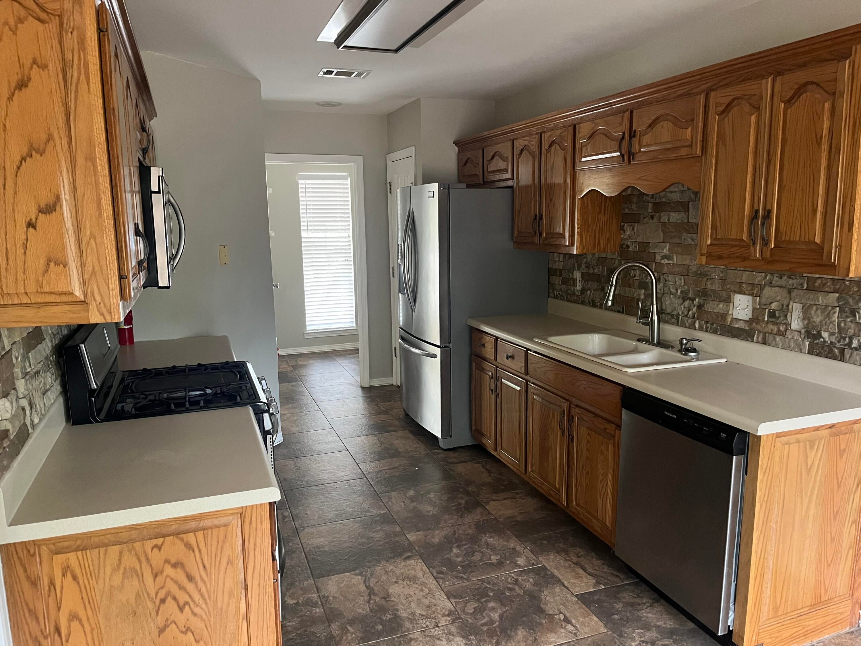 ROYAL OAKS S/D - Residential