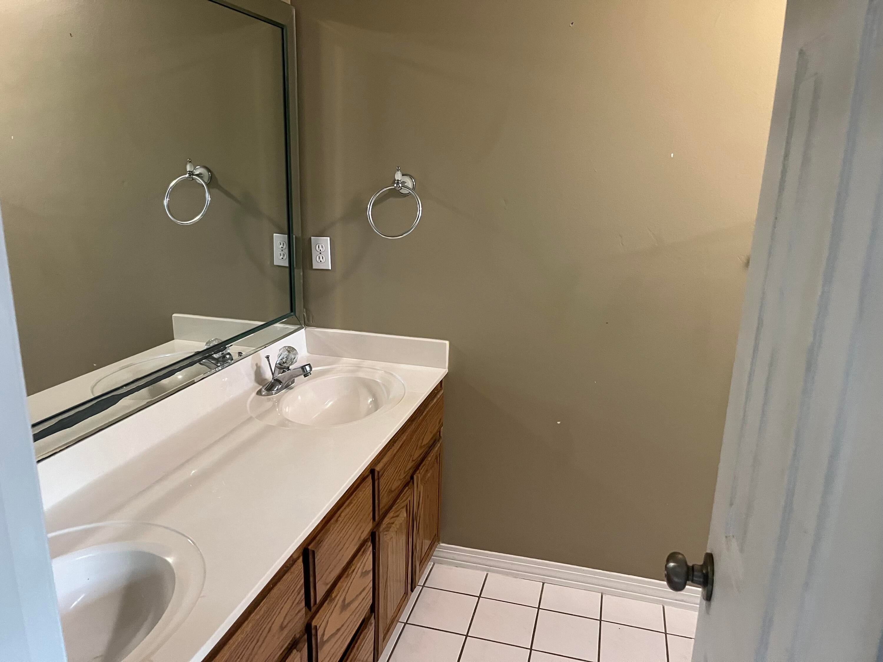 ROYAL OAKS S/D - Residential
