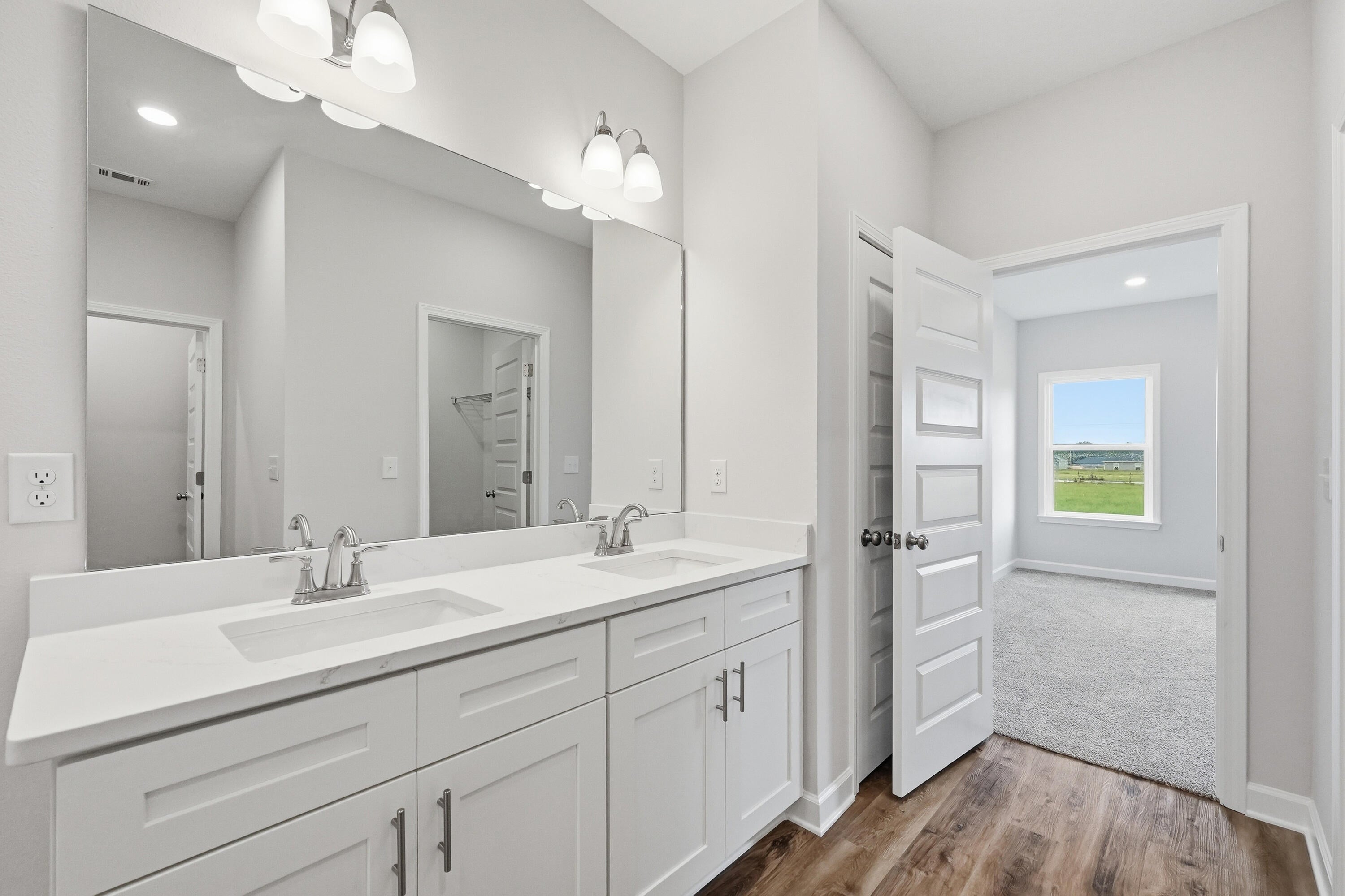 Southern Charm - Residential