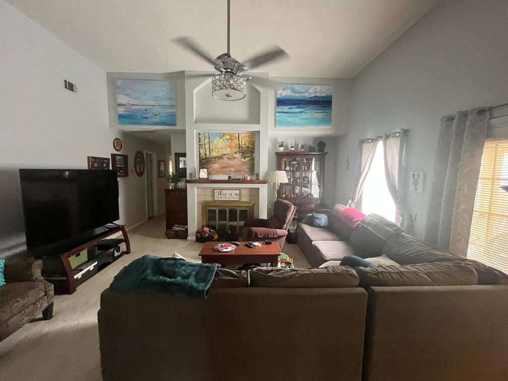 WOODLAND PARK - Residential