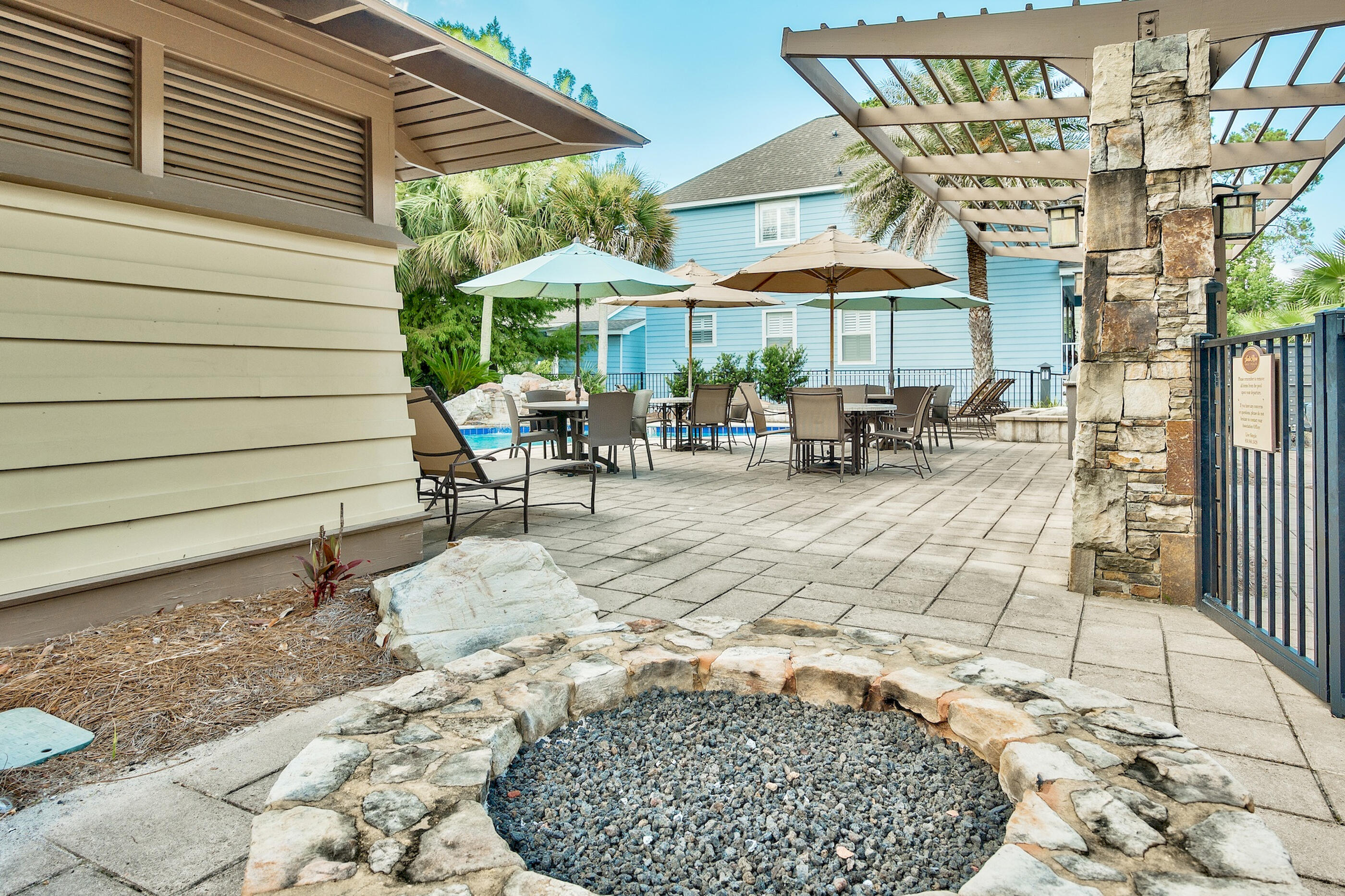 SANTA ROSA GOLF VILLAS - Residential