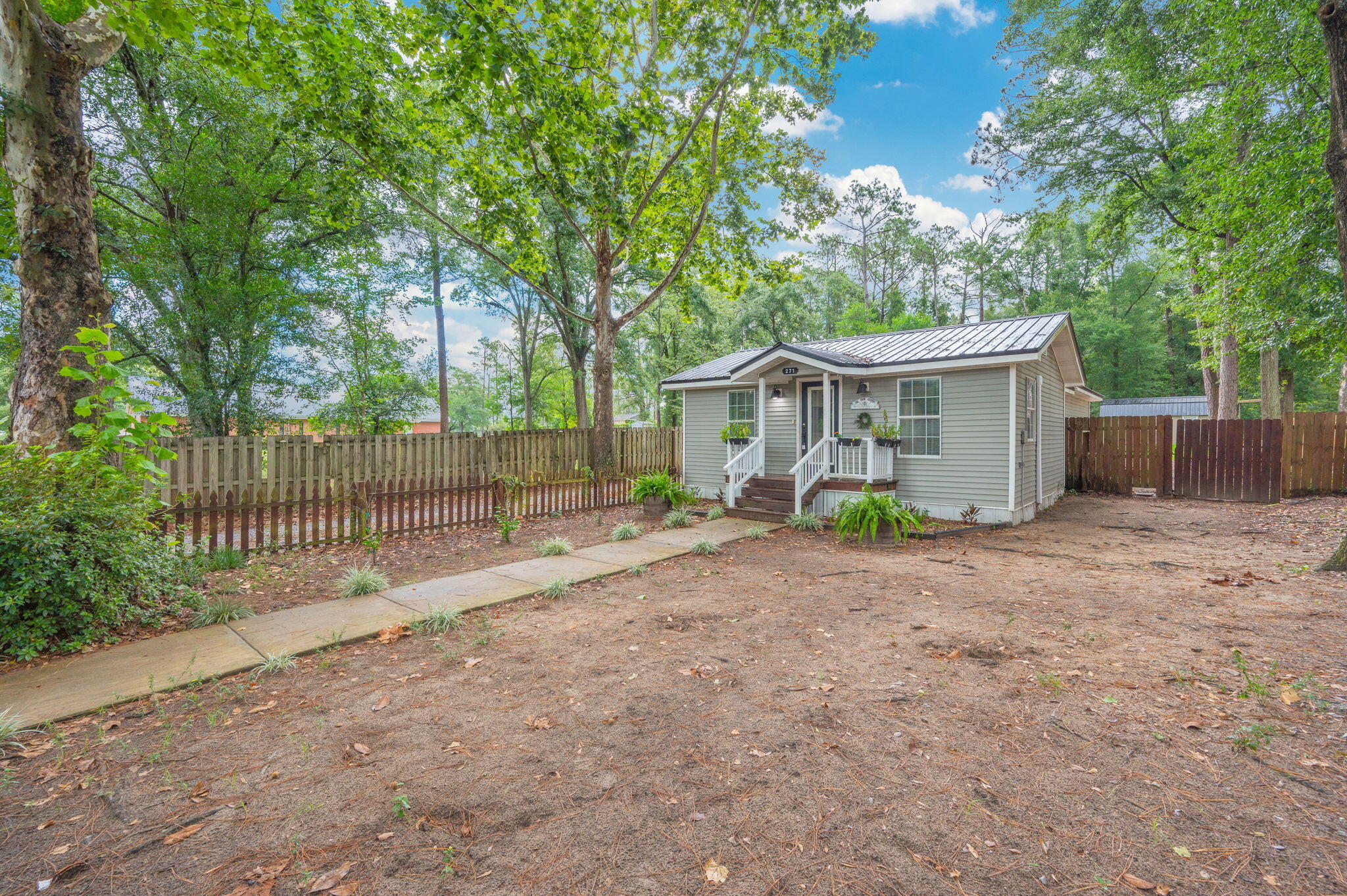 Holland Addition - Residential Lease