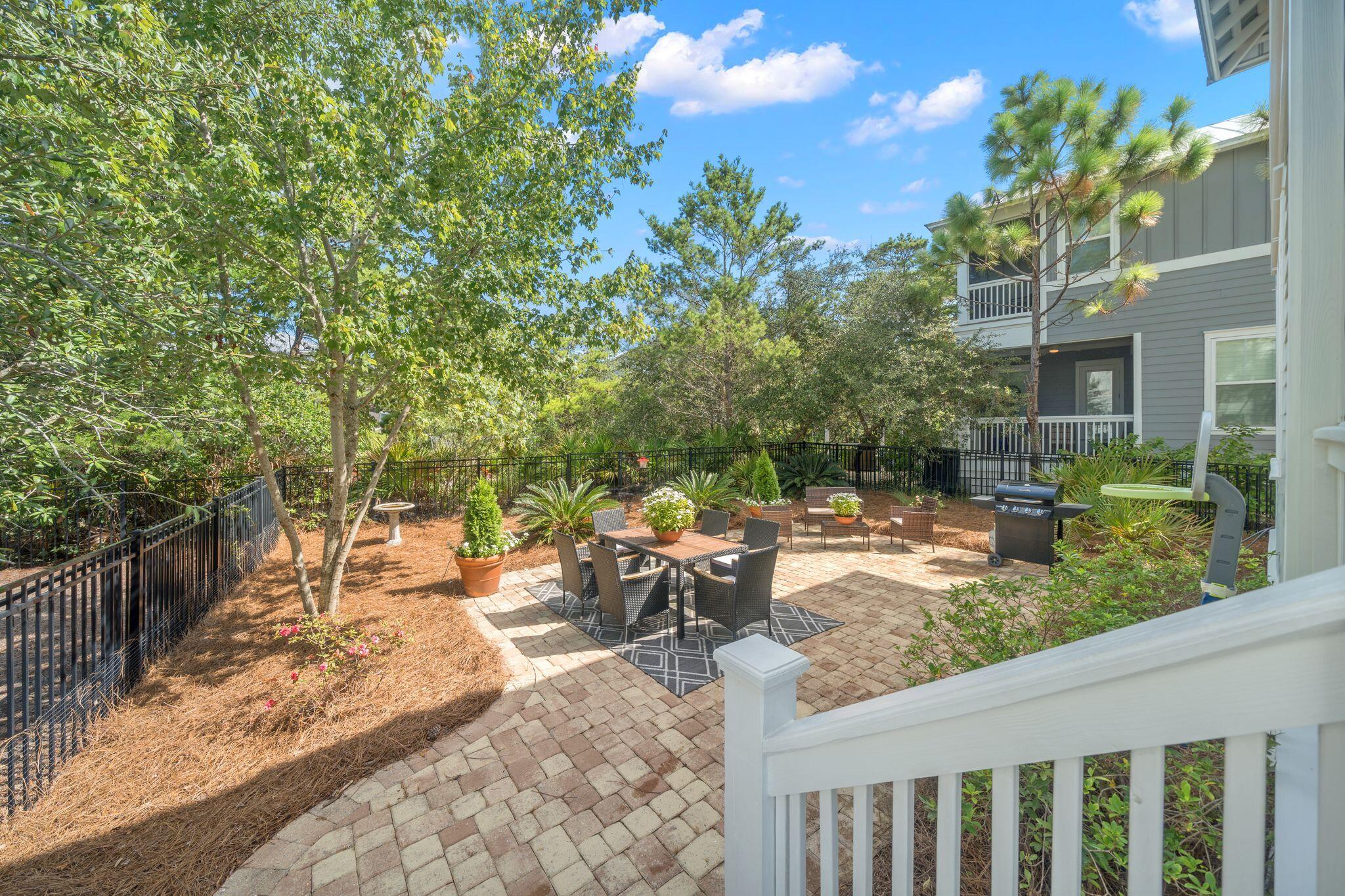 HIGHLAND PARKS - Residential