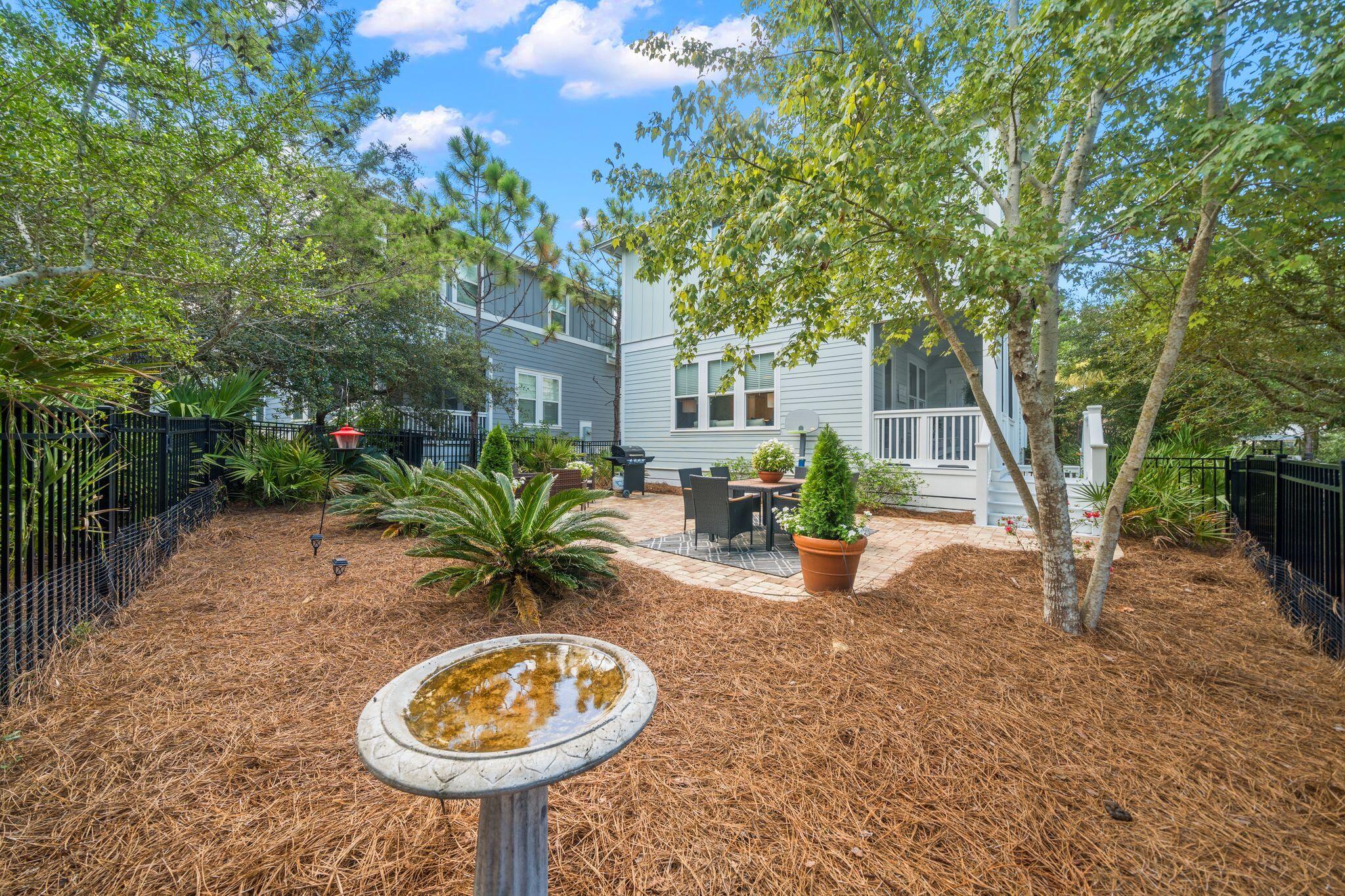 HIGHLAND PARKS - Residential