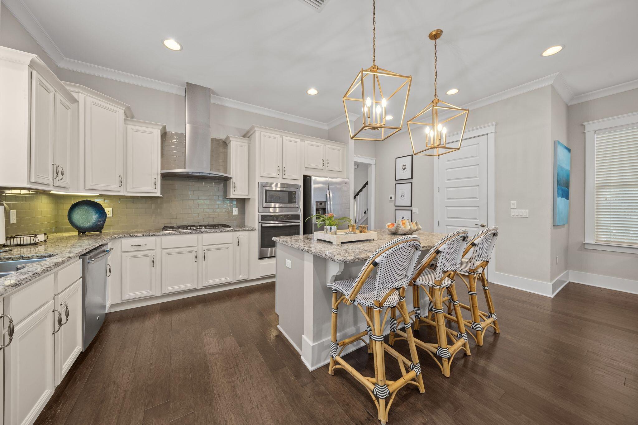 HIGHLAND PARKS - Residential