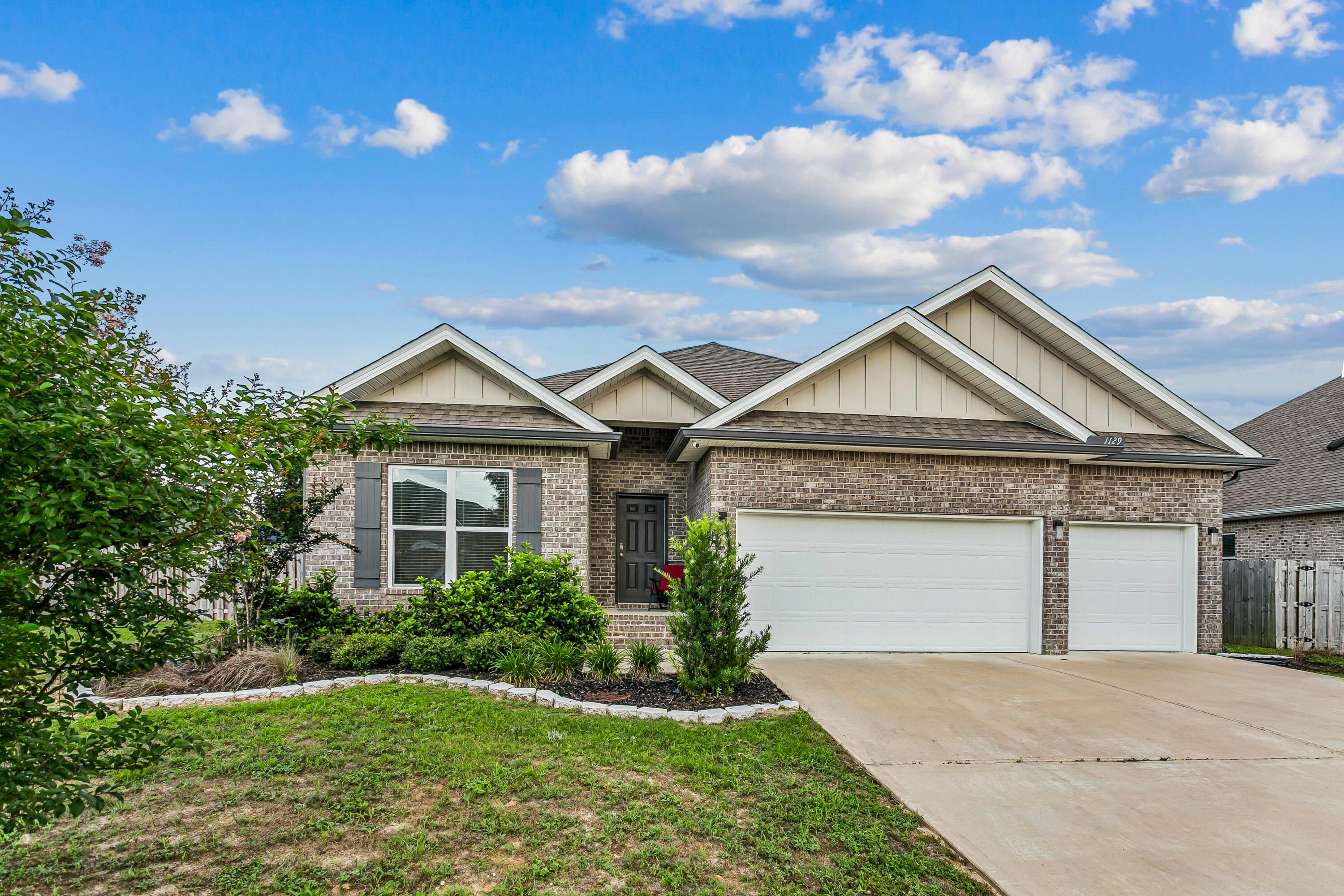 PATRIOT RIDGE PHASES 3 & 4 LOT 1 - Residential