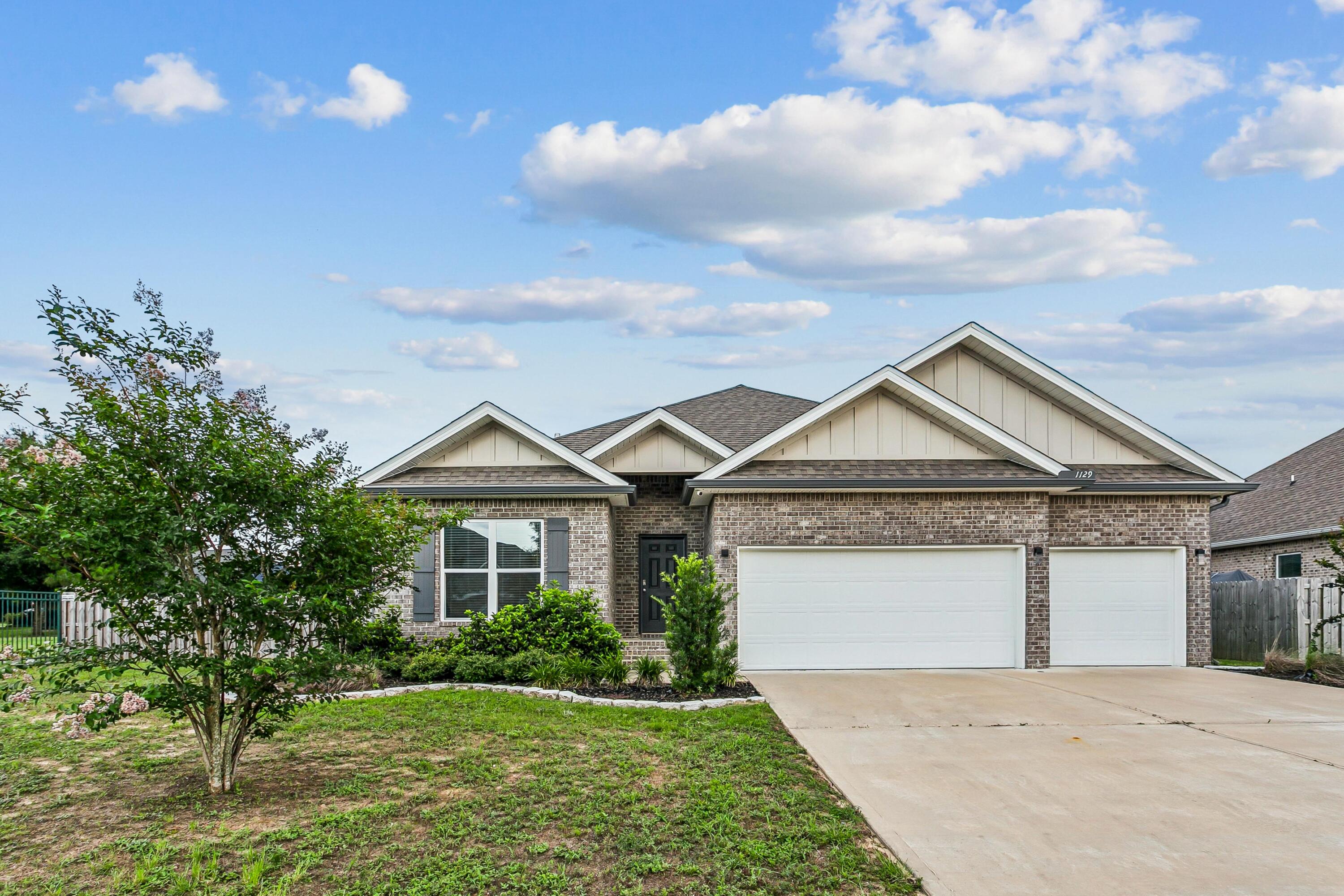 PATRIOT RIDGE PHASES 3 & 4 LOT 1 - Residential