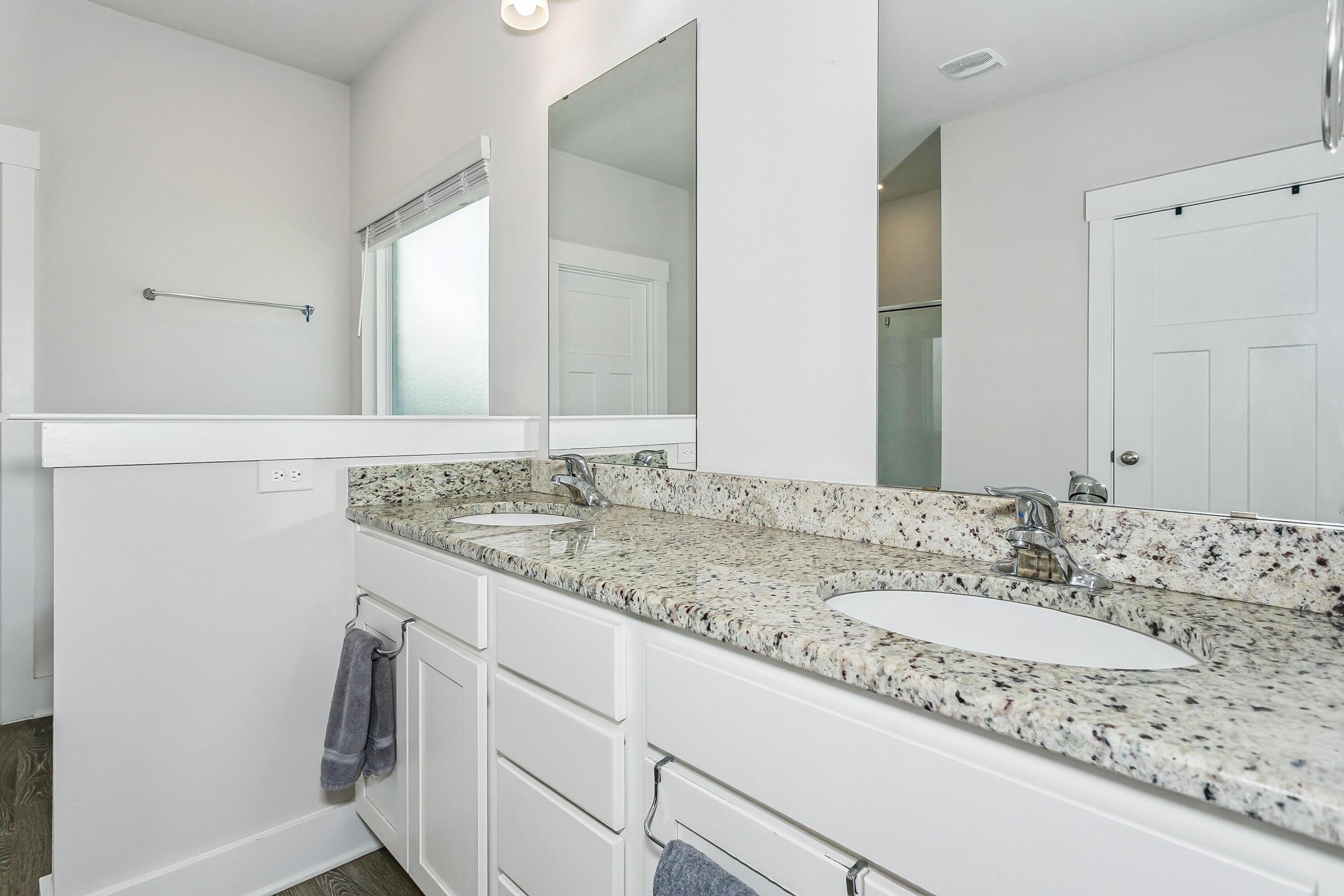 PATRIOT RIDGE PHASES 3 & 4 LOT 1 - Residential