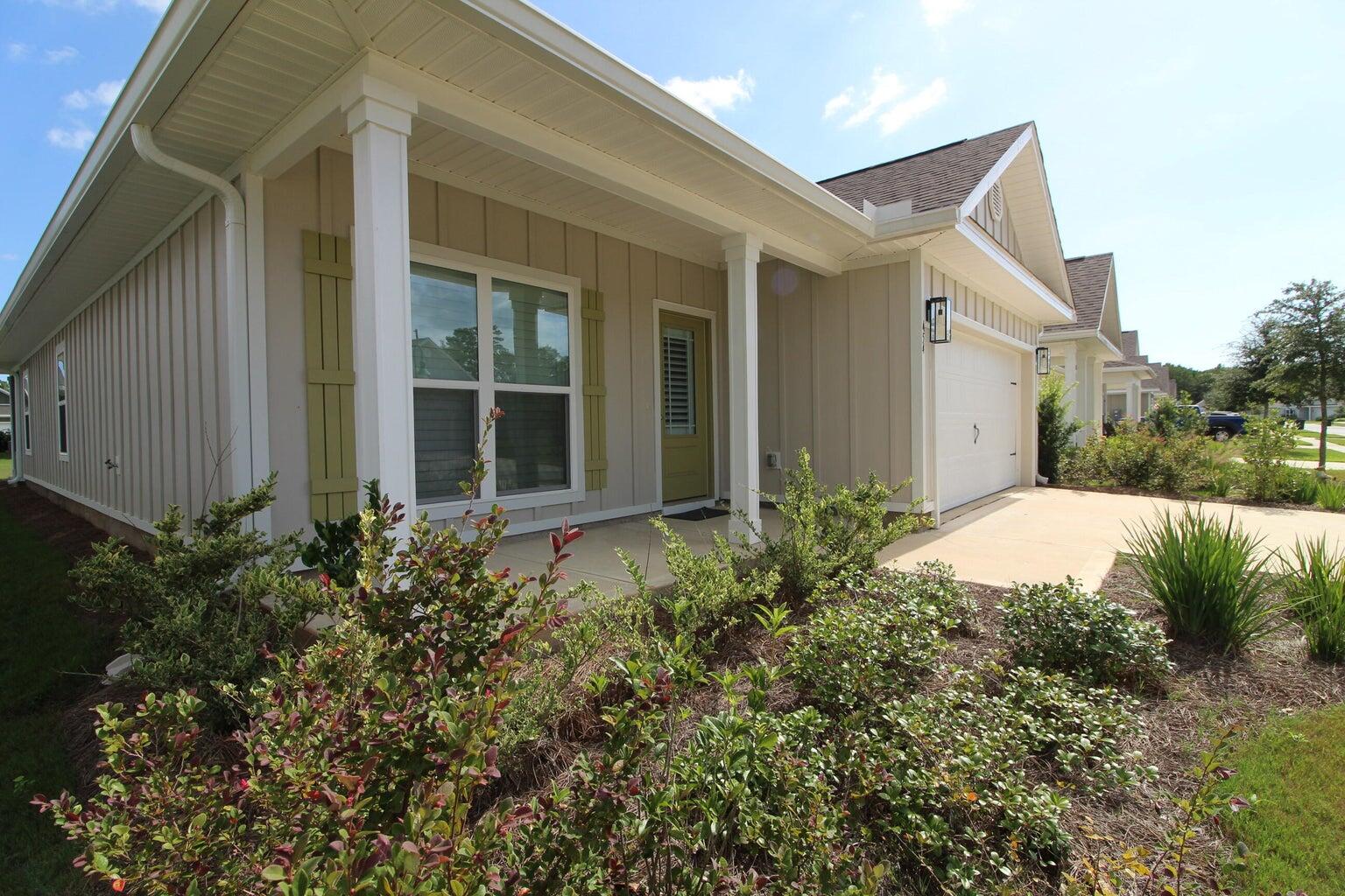 Unique Oakley Model offers a 3/2 plus a flex room for an office or to make a 4th bedroom. It has 9ft. ceilings throughout along with vaulted ceiling in the living room adding to its spacious elegant style. This smart home is within a gated community & has its own pool, clubhouse, tennis&pickleball courts. There is a nice separation between the kitchen and living area. No couch backing up to the kitchen island! Over 13,000 dollars in upgrades include plantation shutters that open bottom or top on all windows and doors, bronze screened in porch, gutters, new garage door opener with entry key pad and camera that operates from  your phone. Home includes and abundance of cabinetry, granite counter tops in kitchen, baths & Island with extra storage. Gorgeous grey EVP floors, (see more) Garage comes with storage units and workbench top. All appliances including washer and dryer are included.

HOA fees include Cable TV, cutting the grass, fertilizing the grass, pine straw once a year, watering the lawn, trimming the bushes, pool, clubhouse and lighted pickleball/tennis courts that belong exclusively to Firefly, as well as all of the recreation center amenitites at the Main Clubhouse that offers a huge gym,  lighted tennis & pickleball courts and olympic size pools. Hammock Bay has a general store and microbrewery that offers live entertainment at specific times.