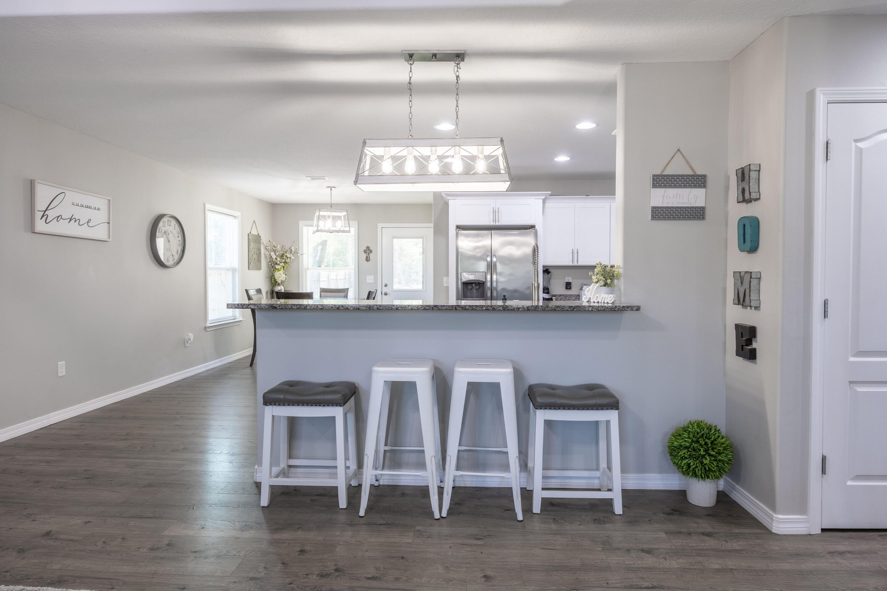 OAKWOOD LAKES ESTATES - Residential