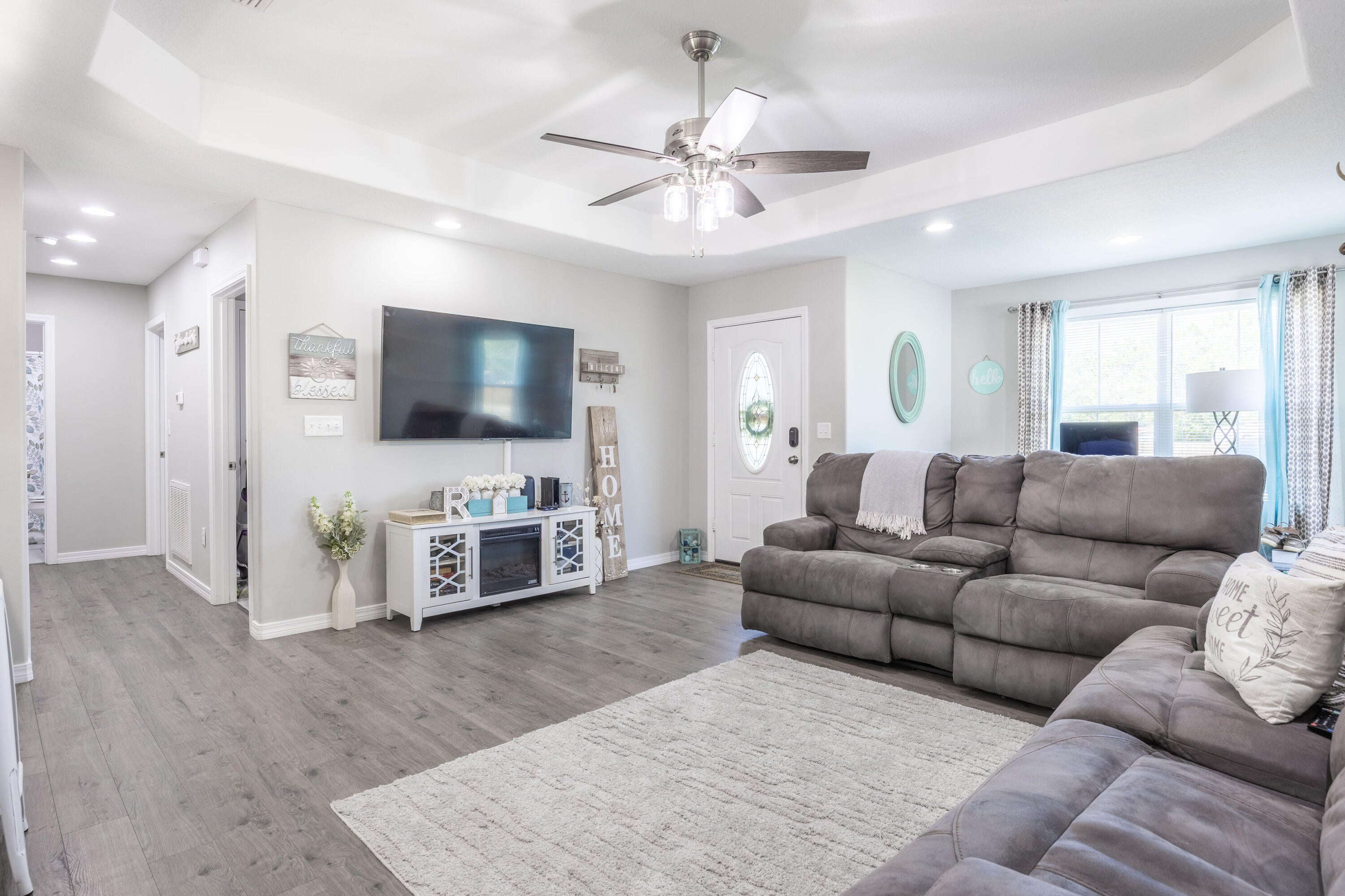 OAKWOOD LAKES ESTATES - Residential