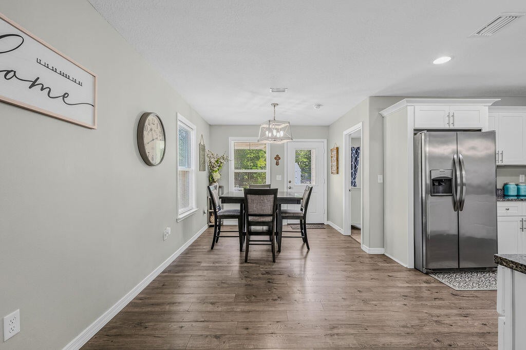 OAKWOOD LAKES ESTATES - Residential