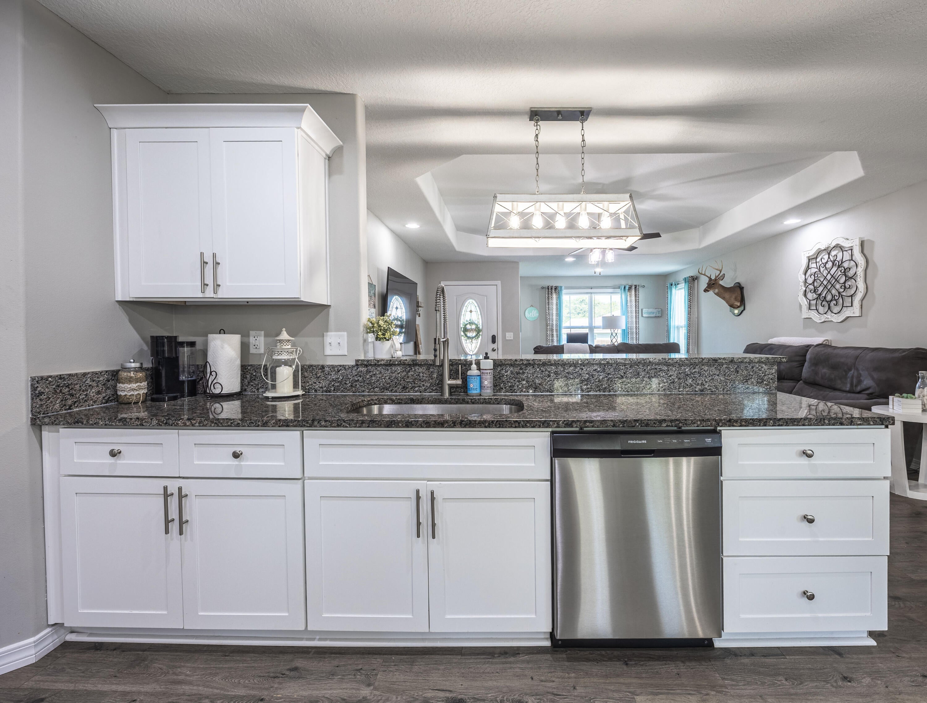 OAKWOOD LAKES ESTATES - Residential