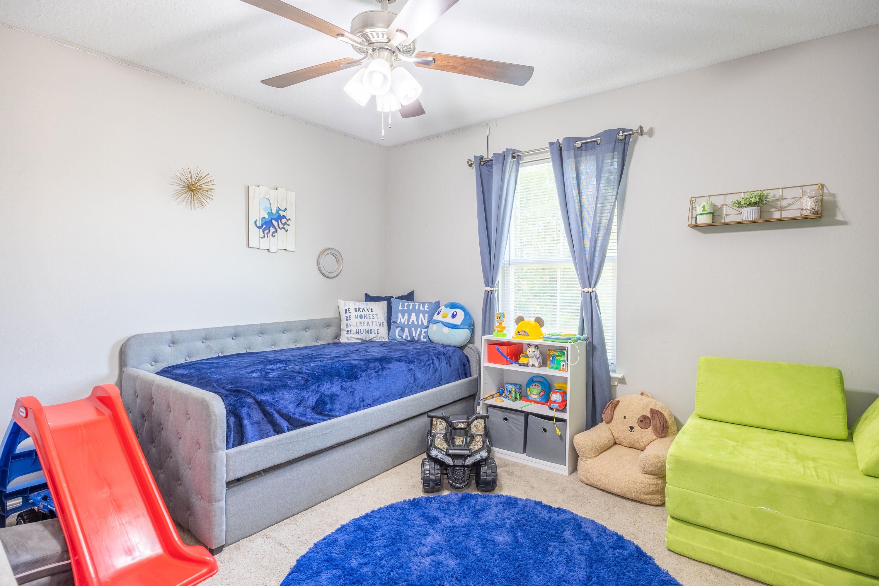OAKWOOD LAKES ESTATES - Residential