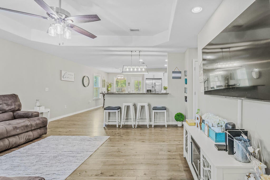 OAKWOOD LAKES ESTATES - Residential