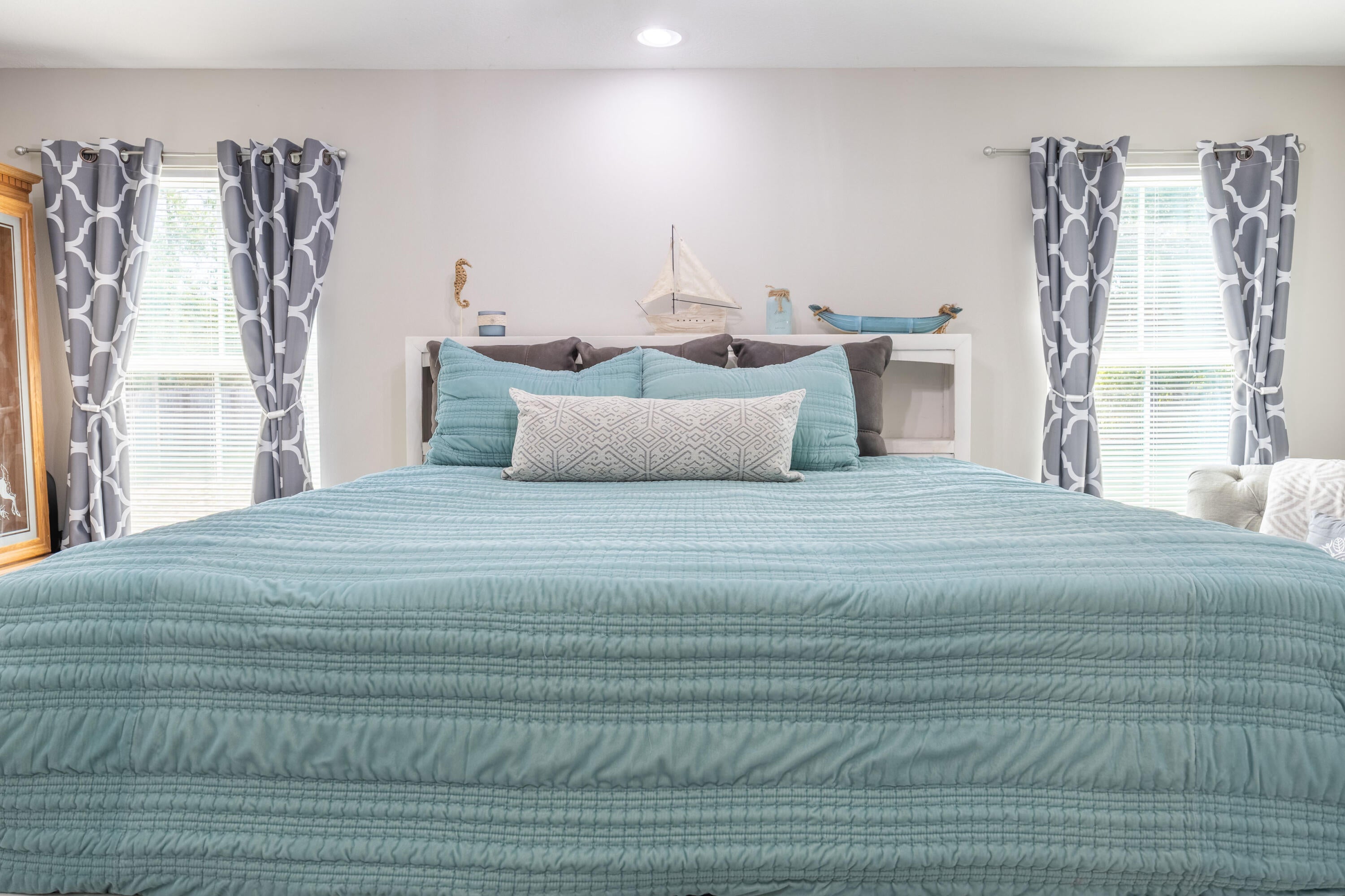 OAKWOOD LAKES ESTATES - Residential