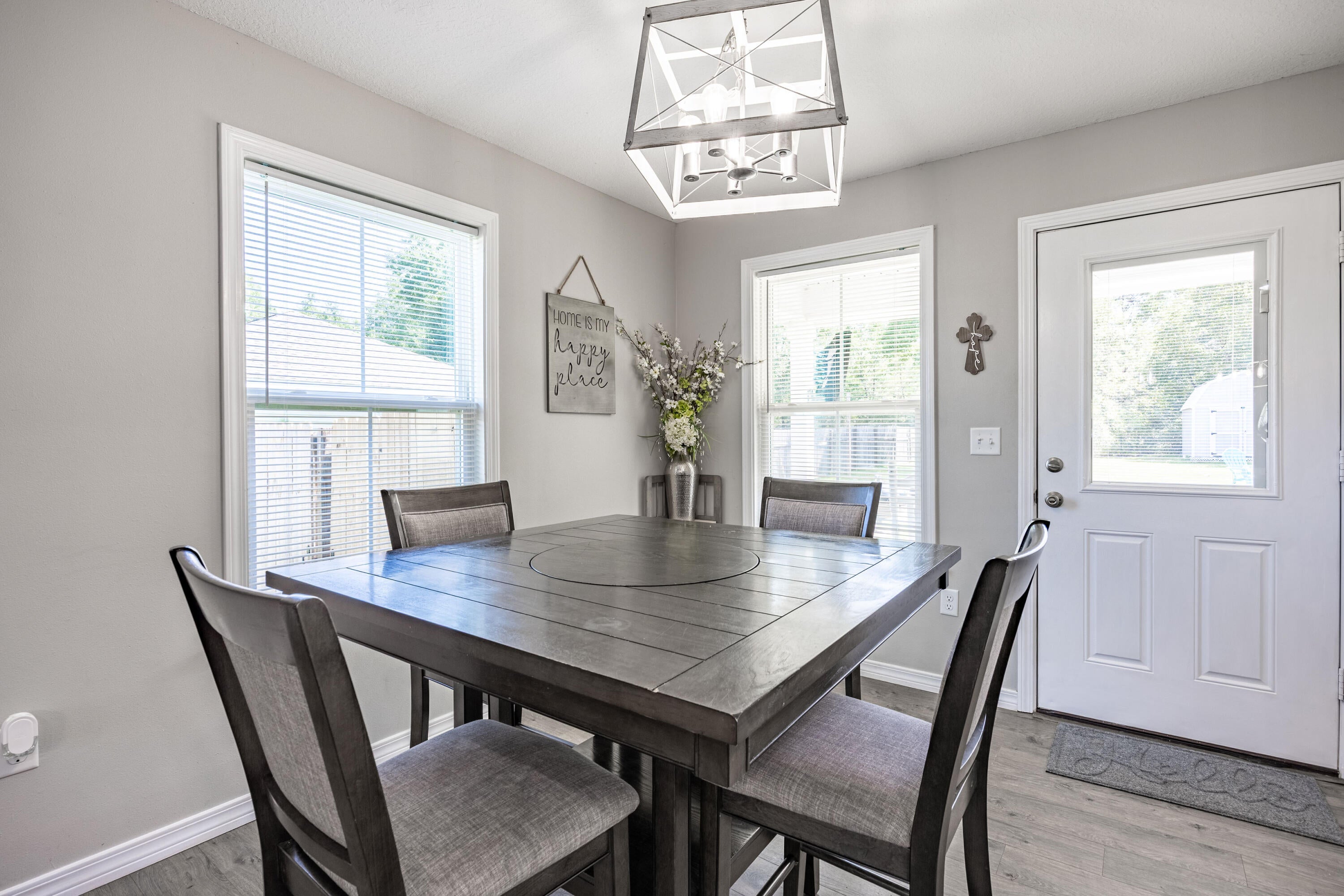 OAKWOOD LAKES ESTATES - Residential