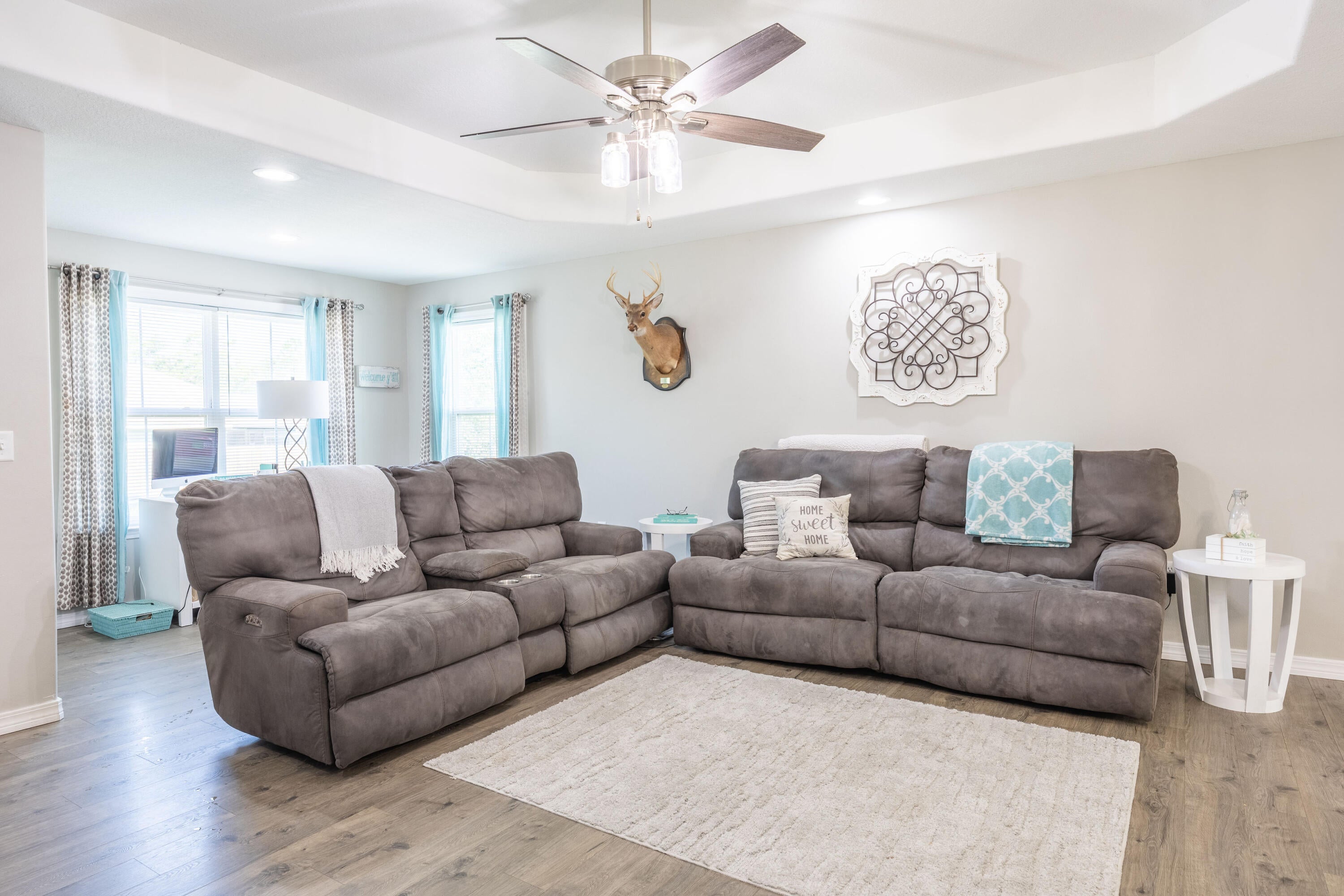 OAKWOOD LAKES ESTATES - Residential