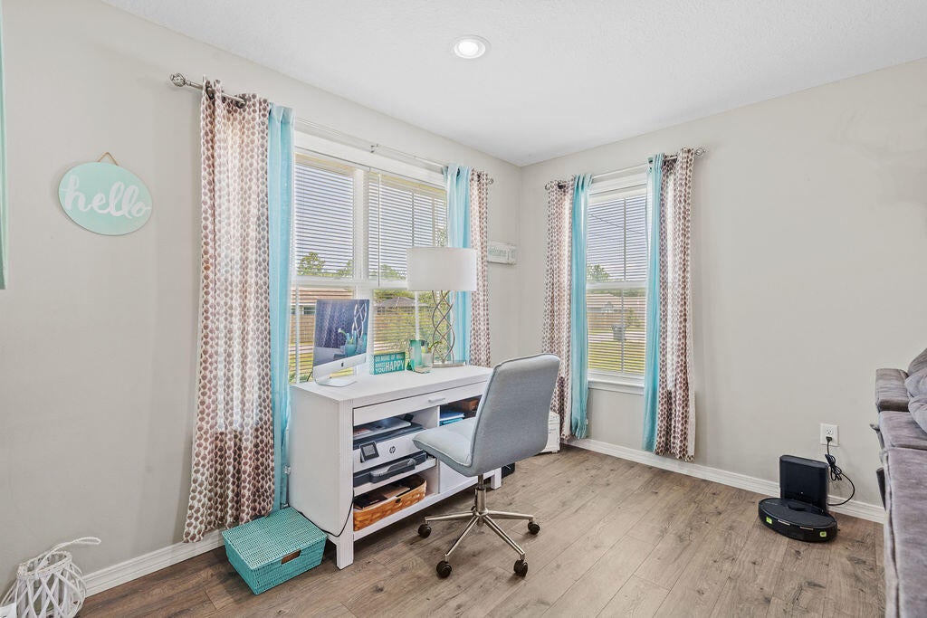 OAKWOOD LAKES ESTATES - Residential