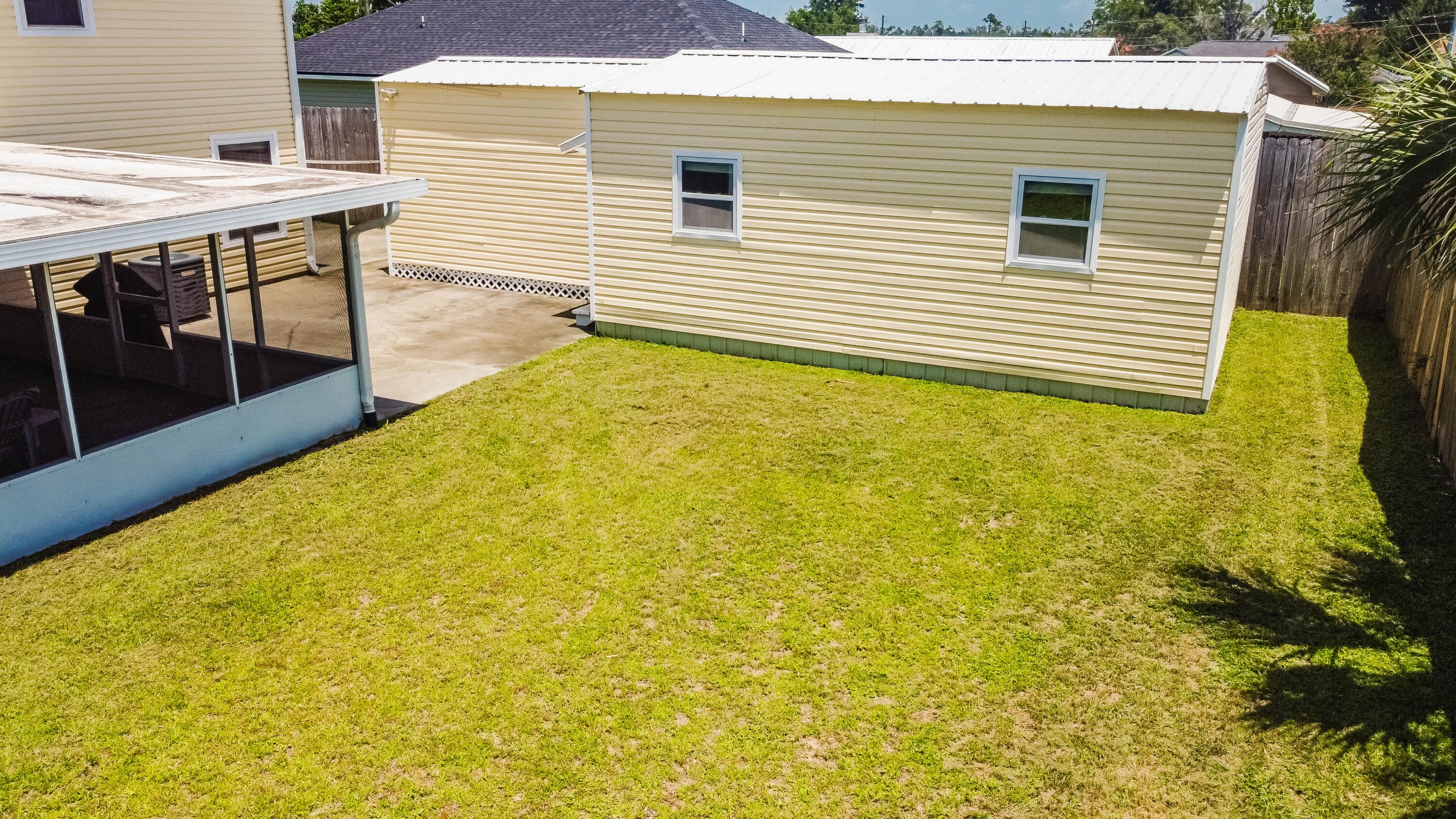 SHADOW BAY UNIT 3 - Residential