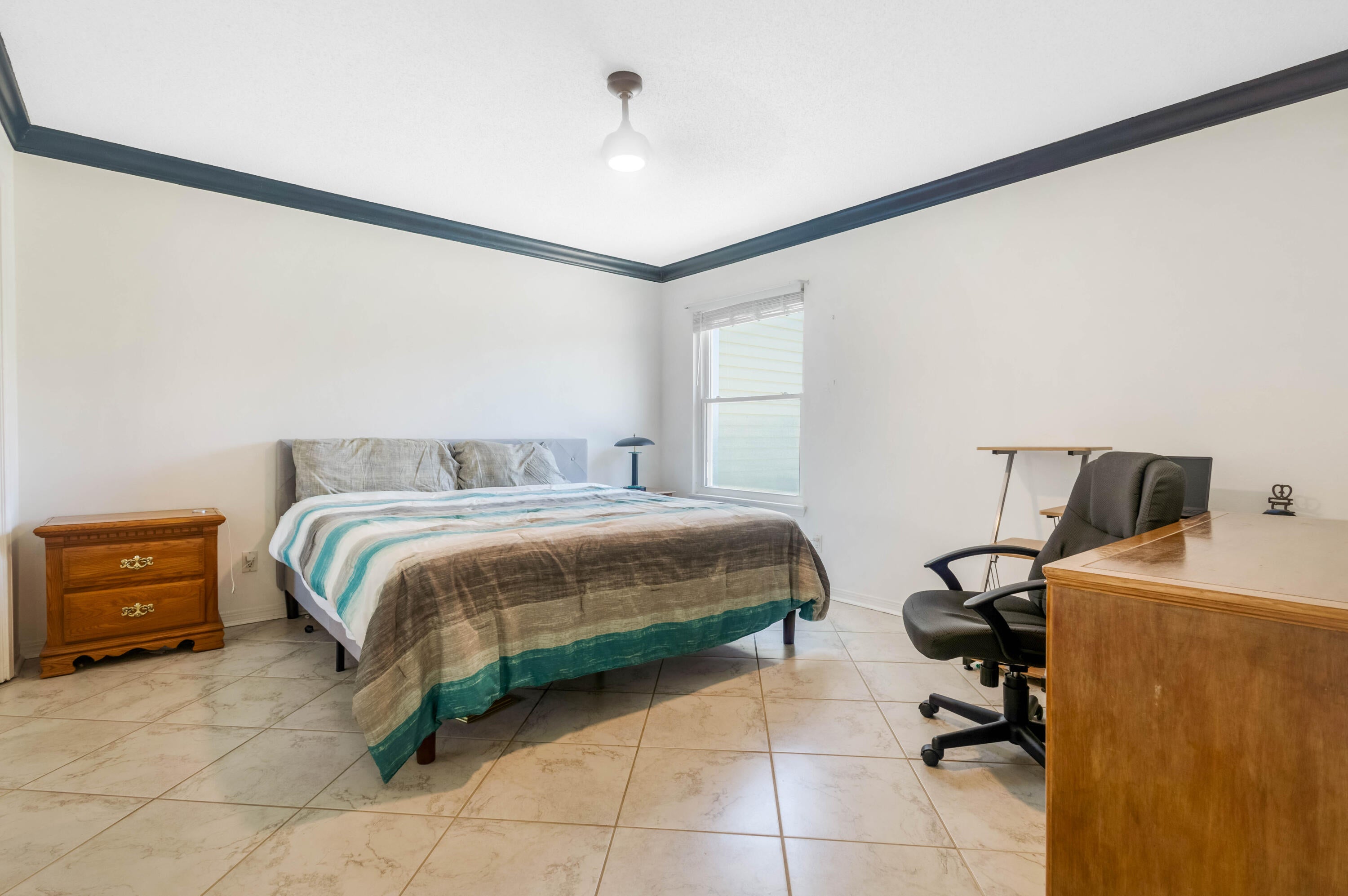 SHADOW BAY UNIT 3 - Residential