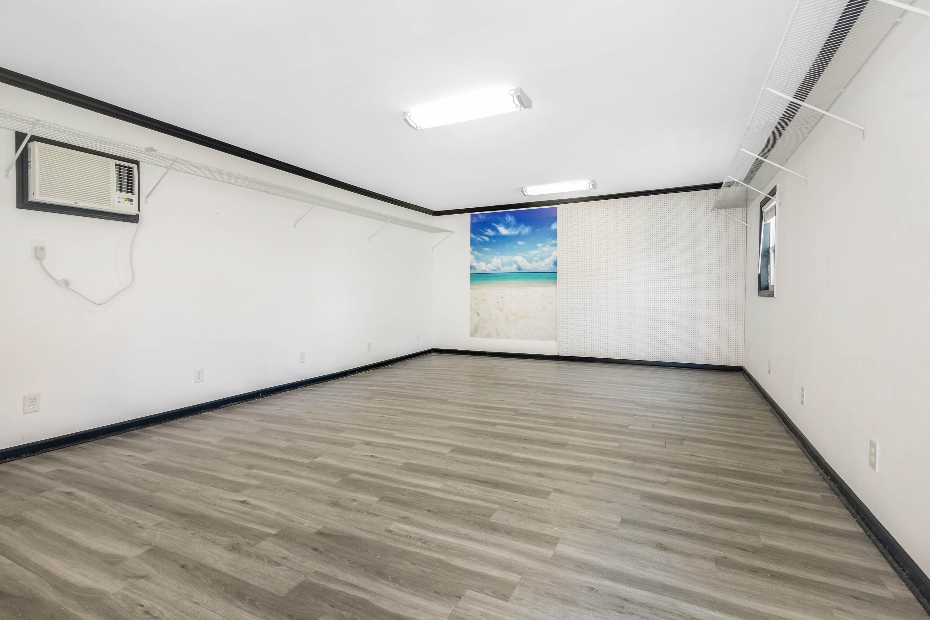 SHADOW BAY UNIT 3 - Residential