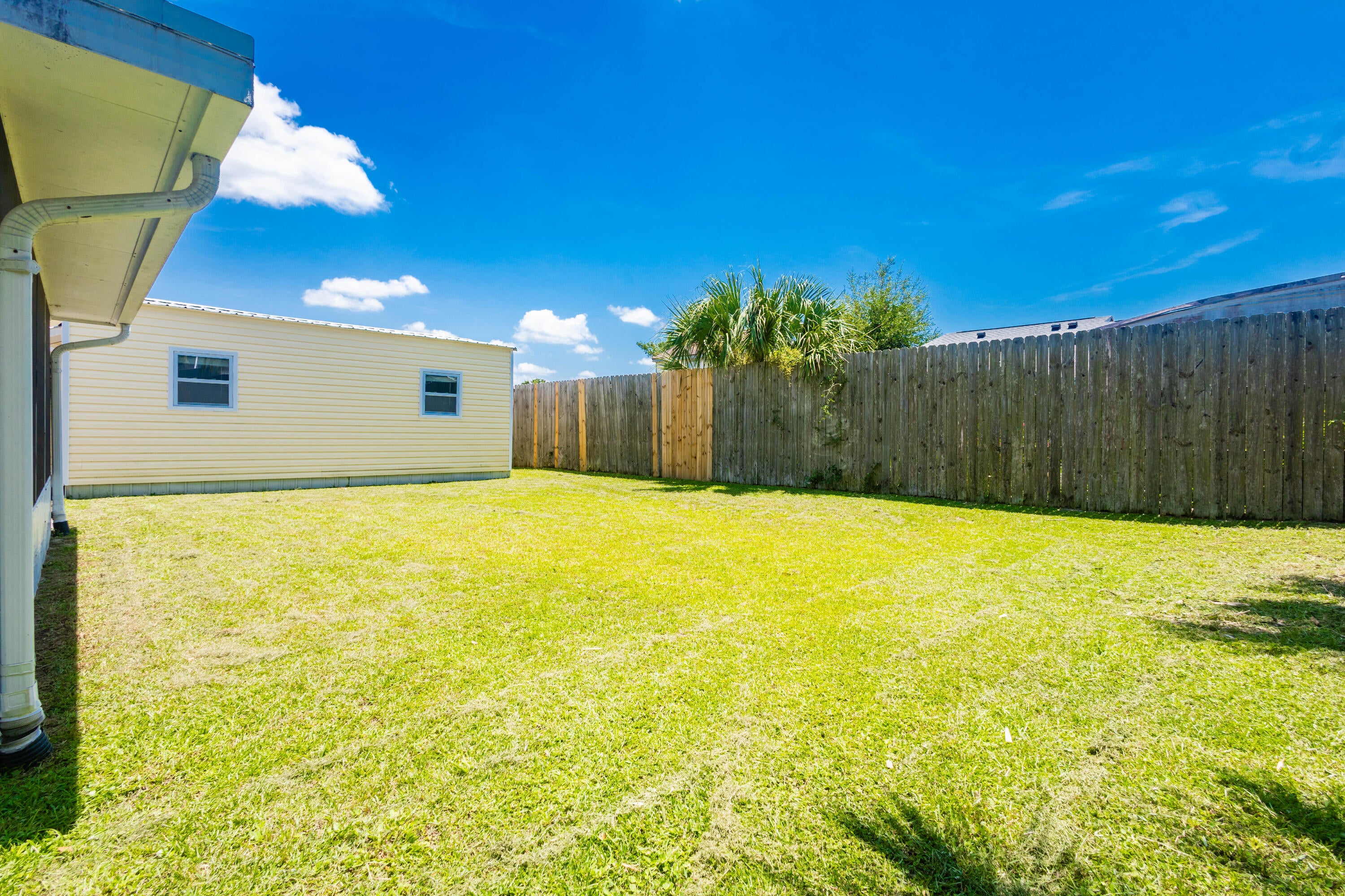 SHADOW BAY UNIT 3 - Residential