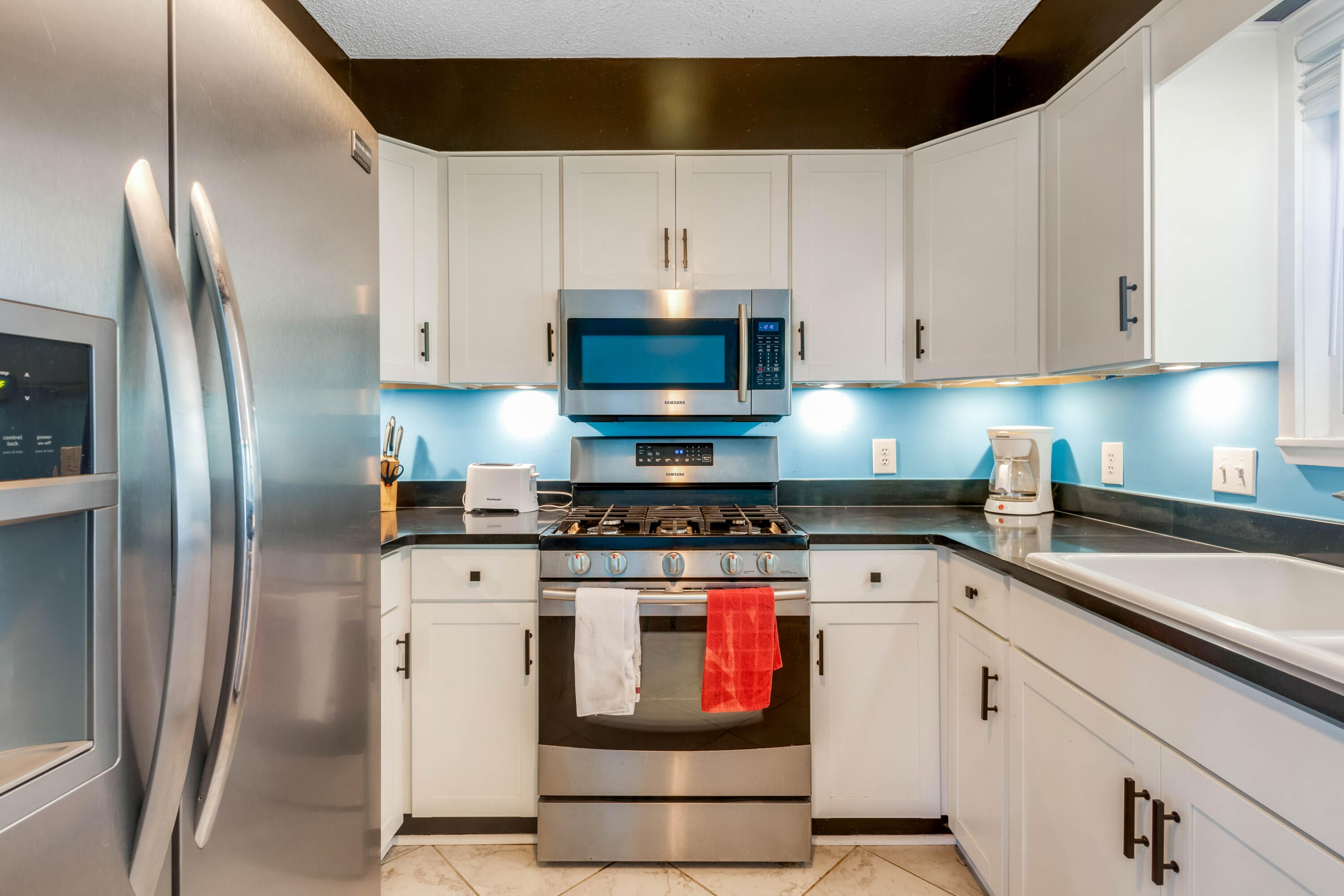 SHADOW BAY UNIT 3 - Residential