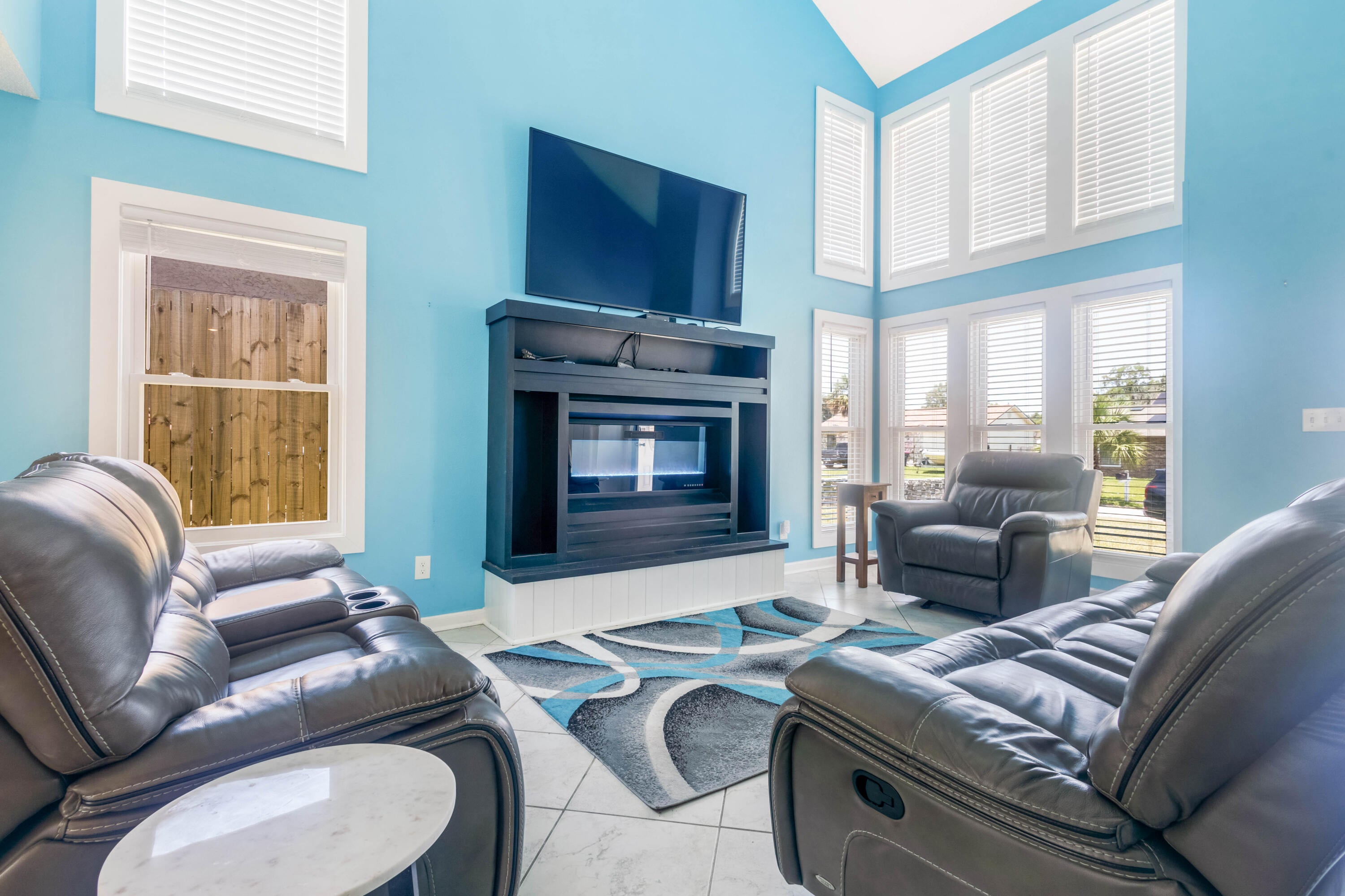 SHADOW BAY UNIT 3 - Residential