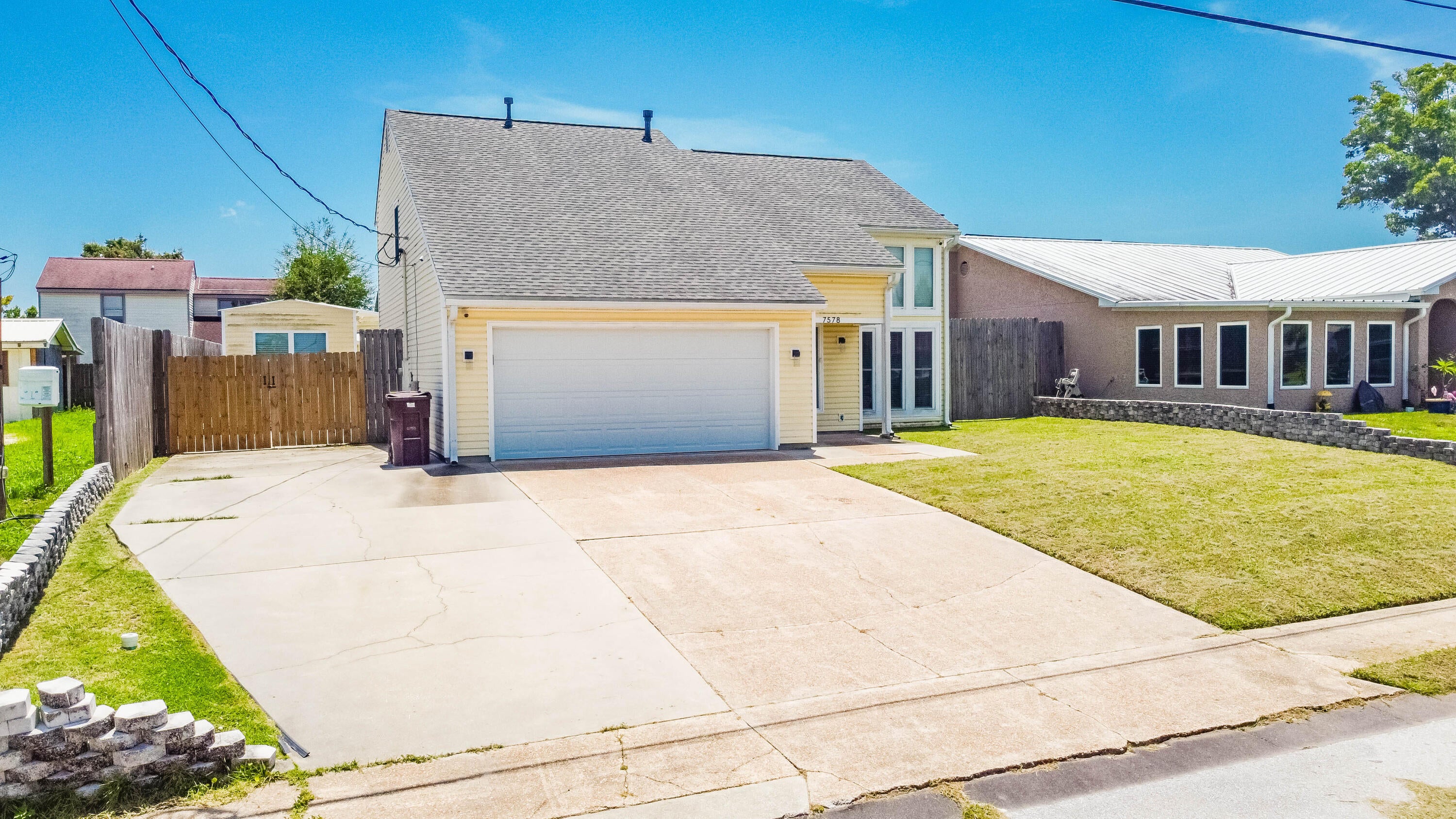 SHADOW BAY UNIT 3 - Residential