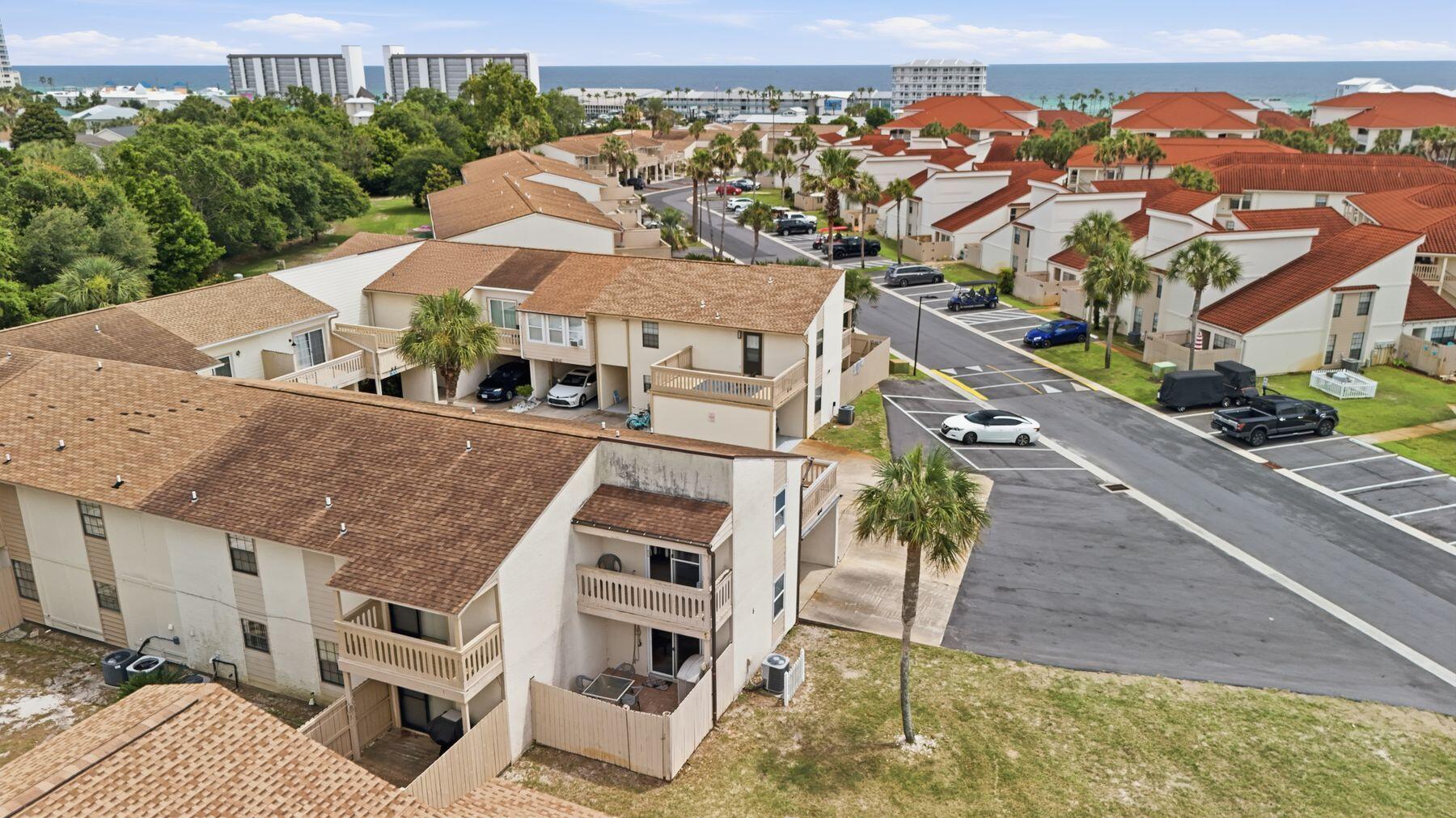 HORIZON SOUTH 1 CONDO - Residential