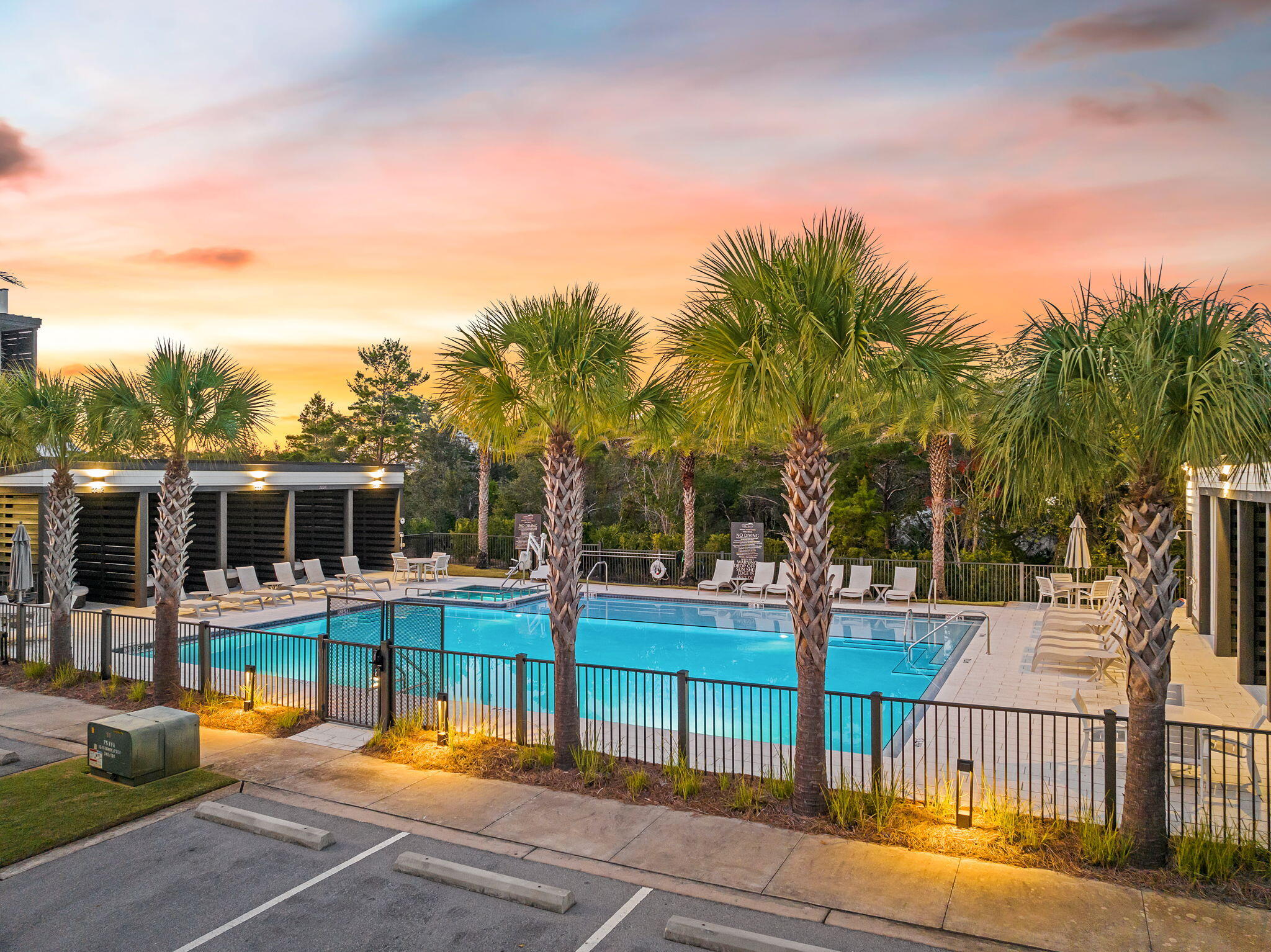 CREST DEVELOPMENT - Residential