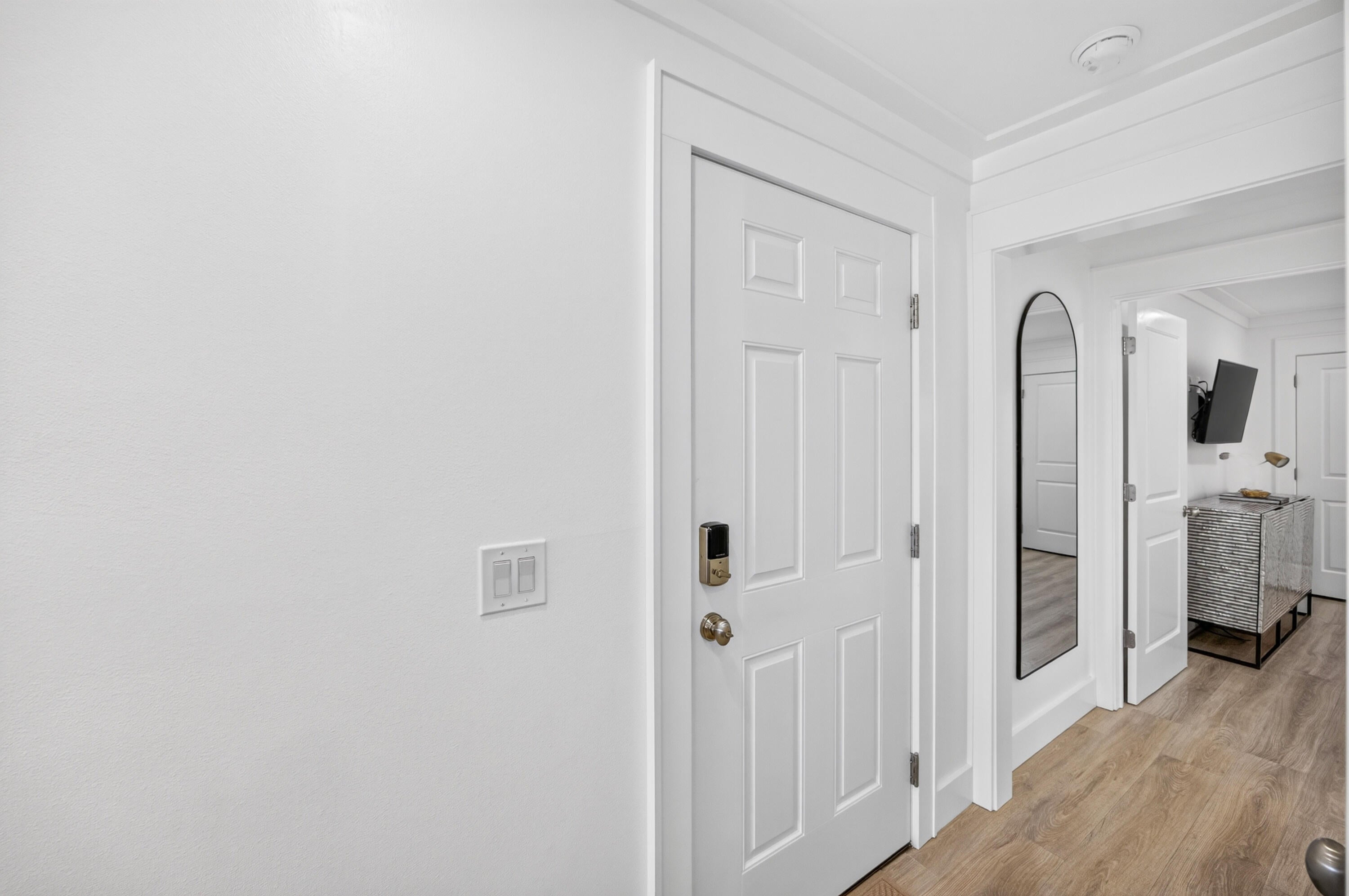 HARBOUR POINT CONDO - Residential