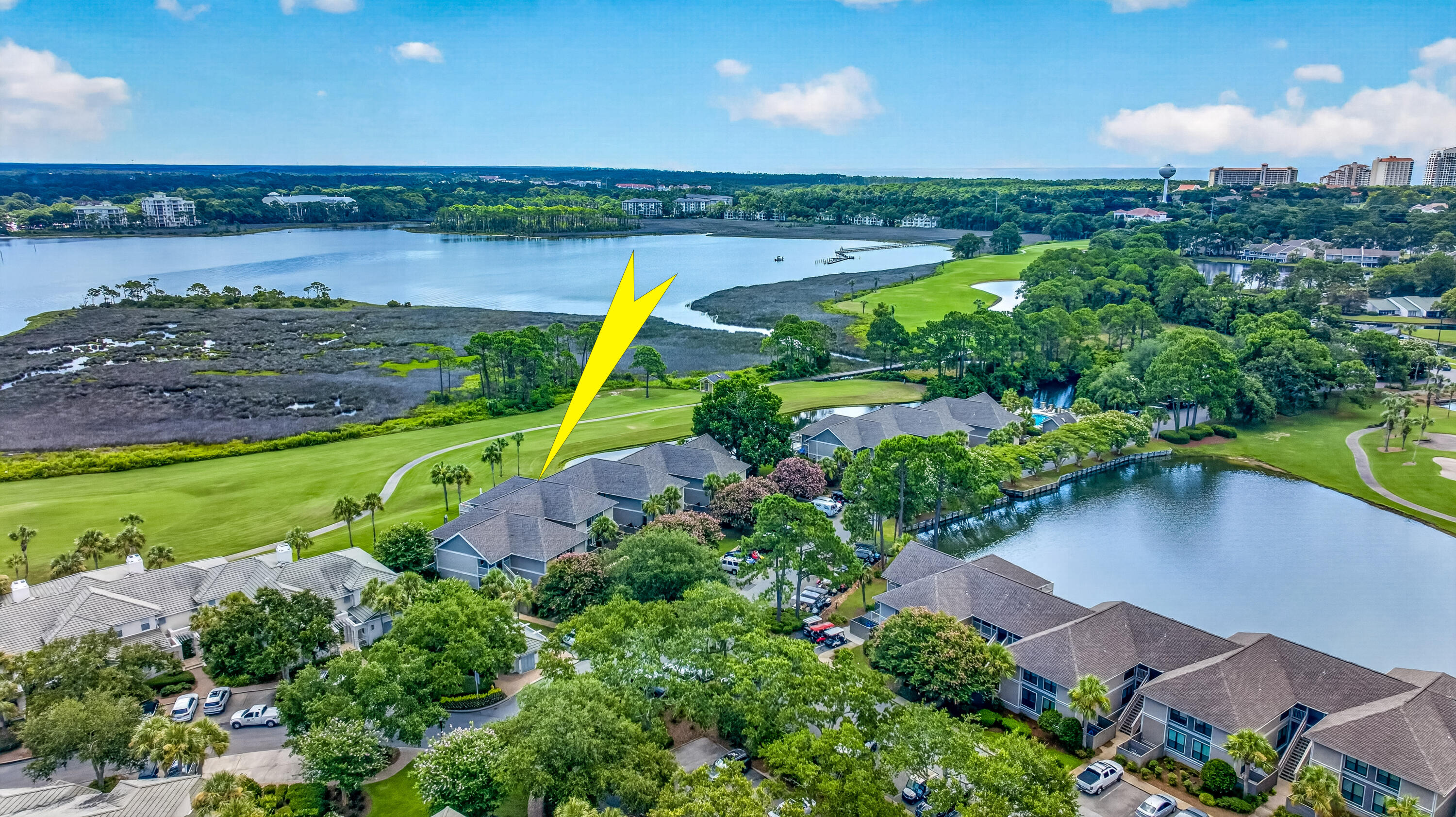HARBOUR POINT CONDO - Residential