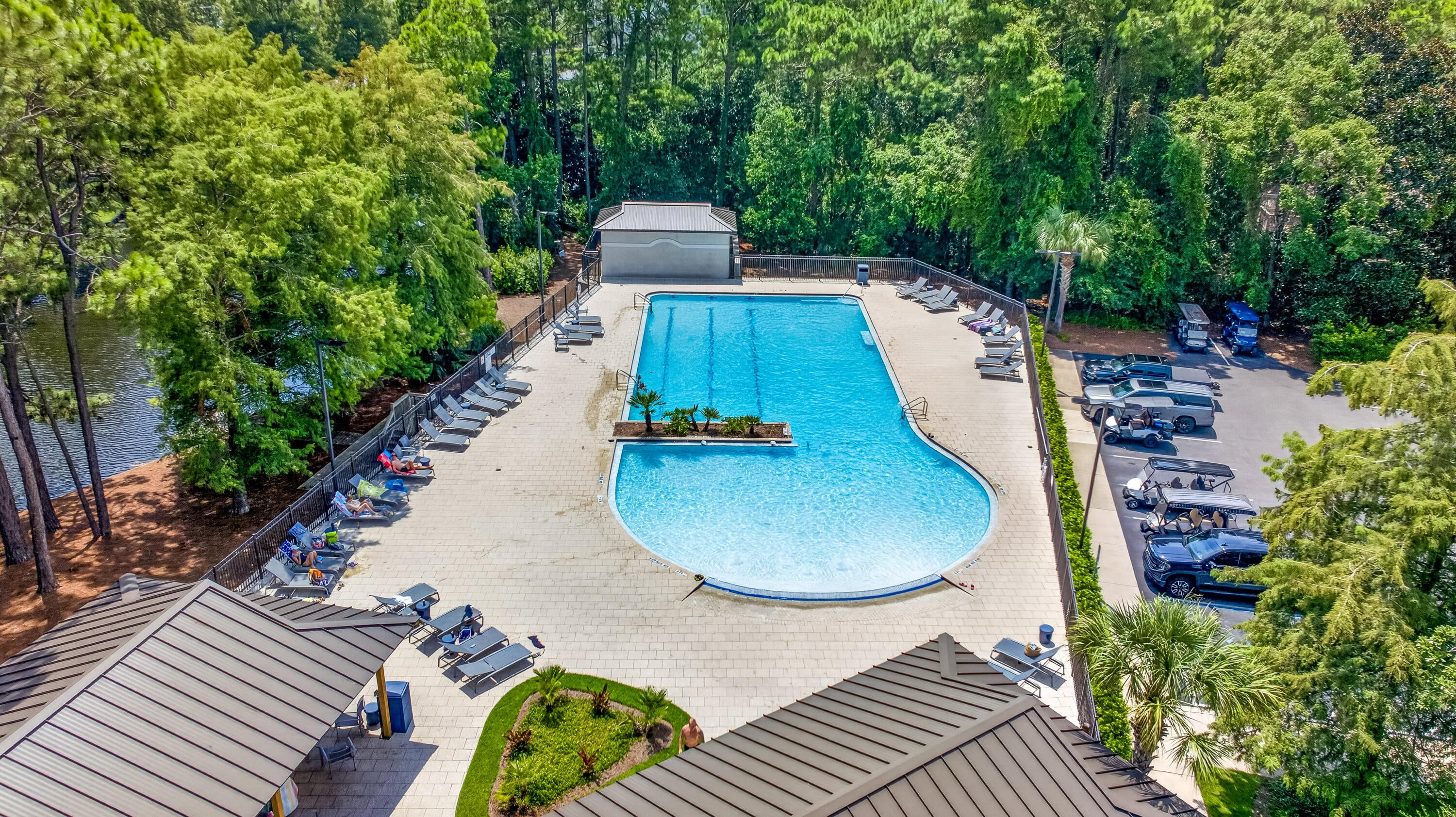 HARBOUR POINT CONDO - Residential