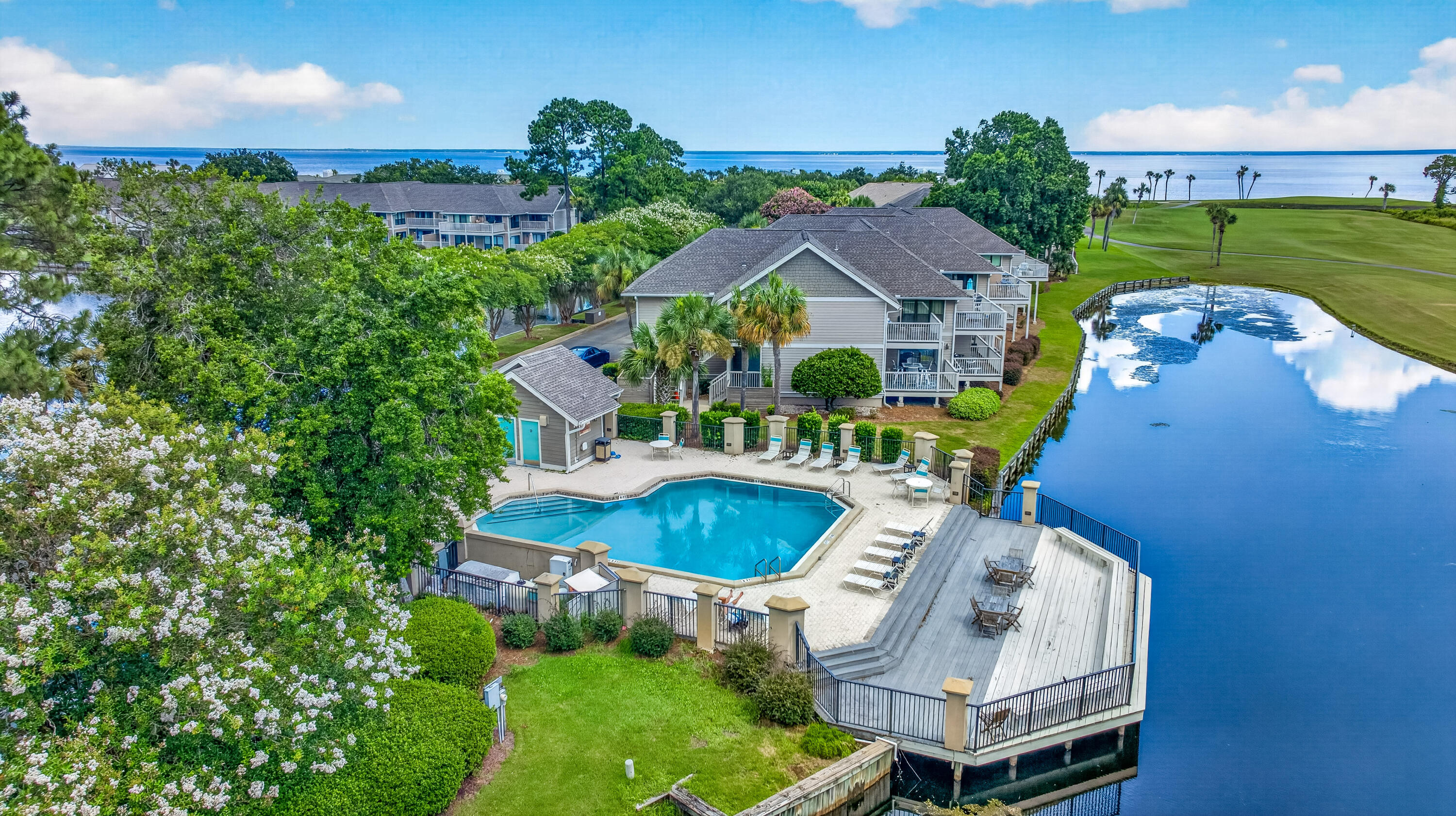 HARBOUR POINT CONDO - Residential