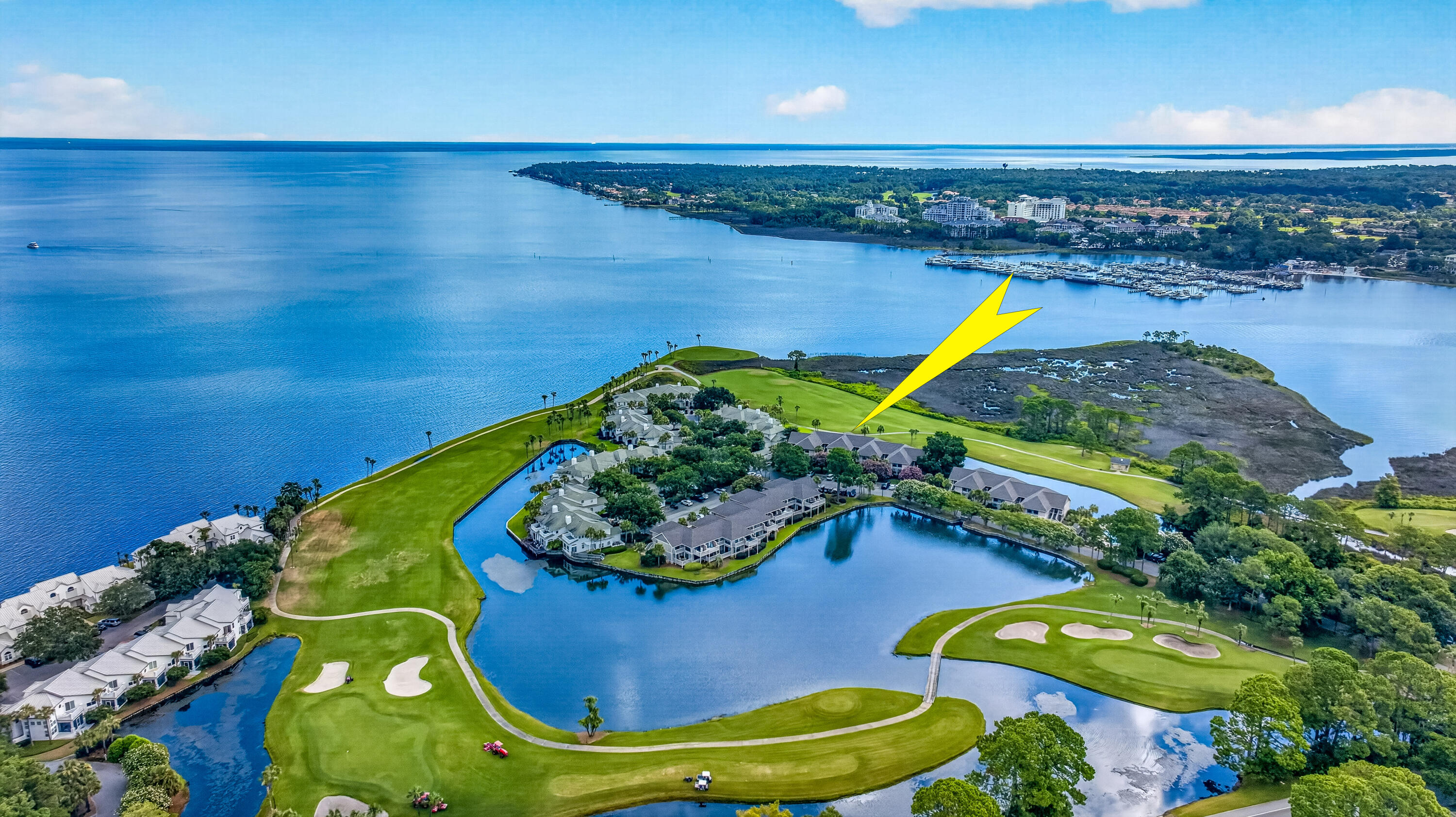 HARBOUR POINT CONDO - Residential