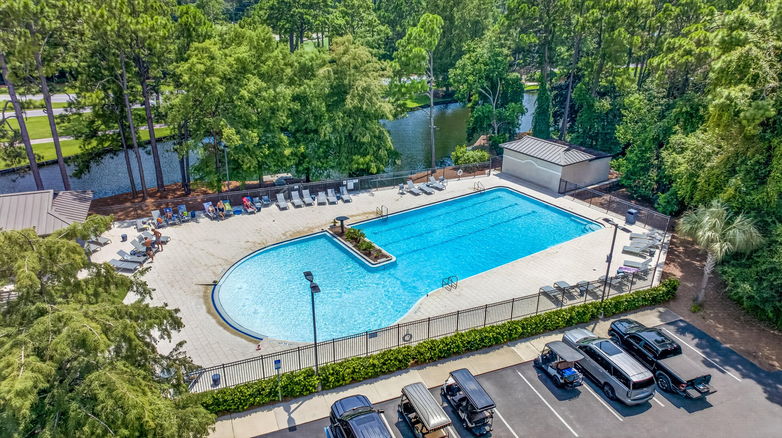 HARBOUR POINT CONDO - Residential