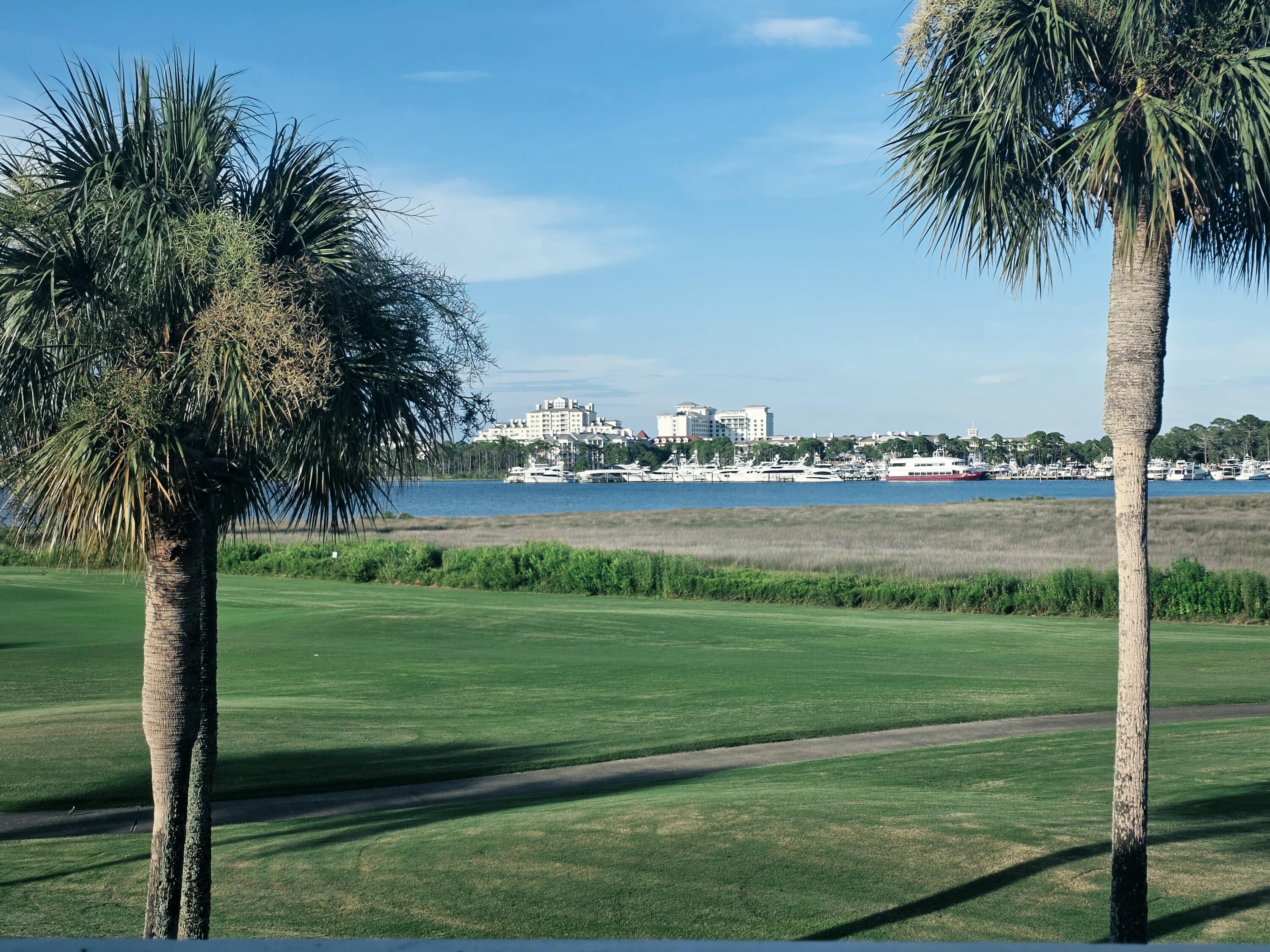 HARBOUR POINT CONDO - Residential