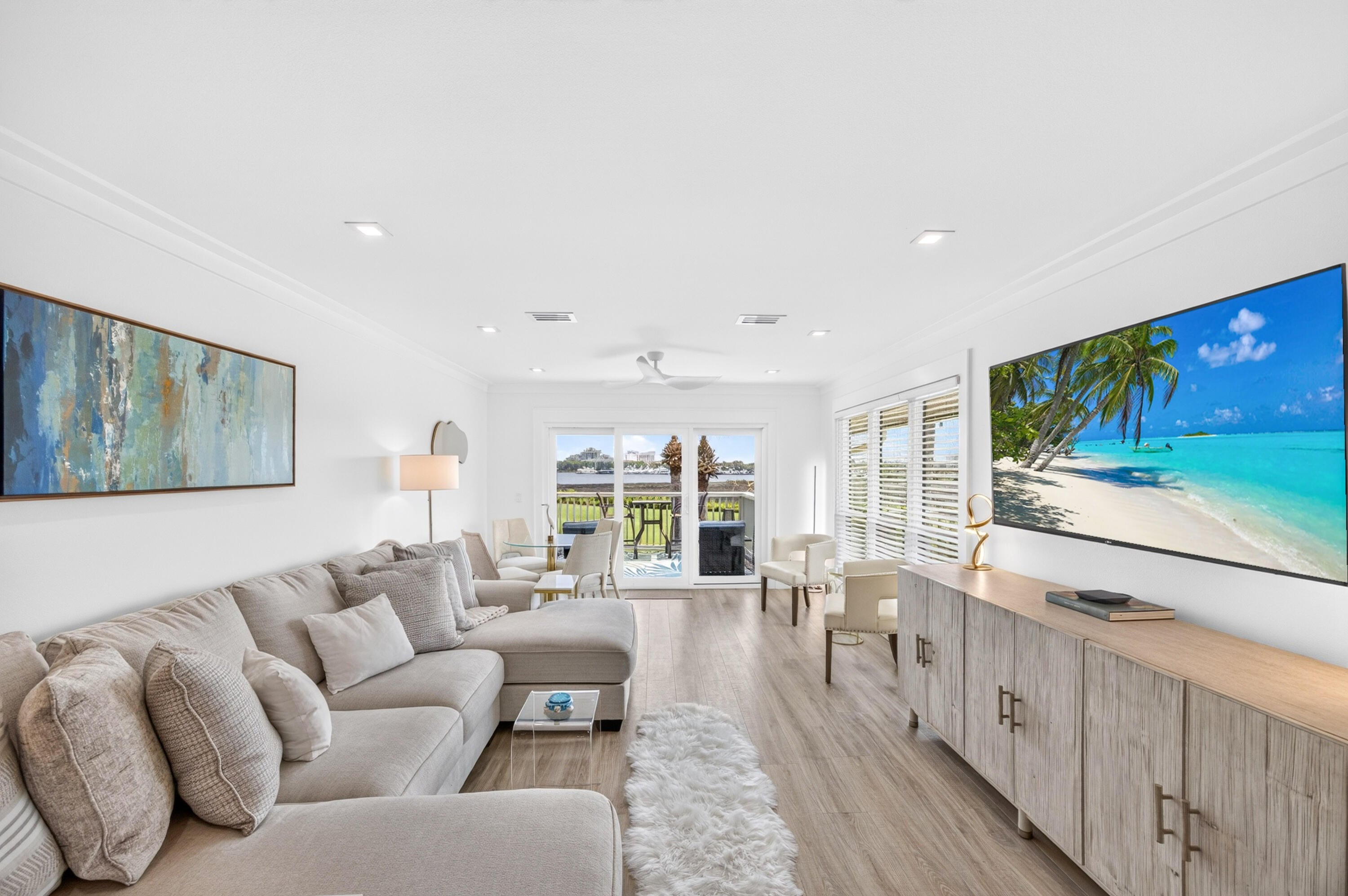 HARBOUR POINT CONDO - Residential