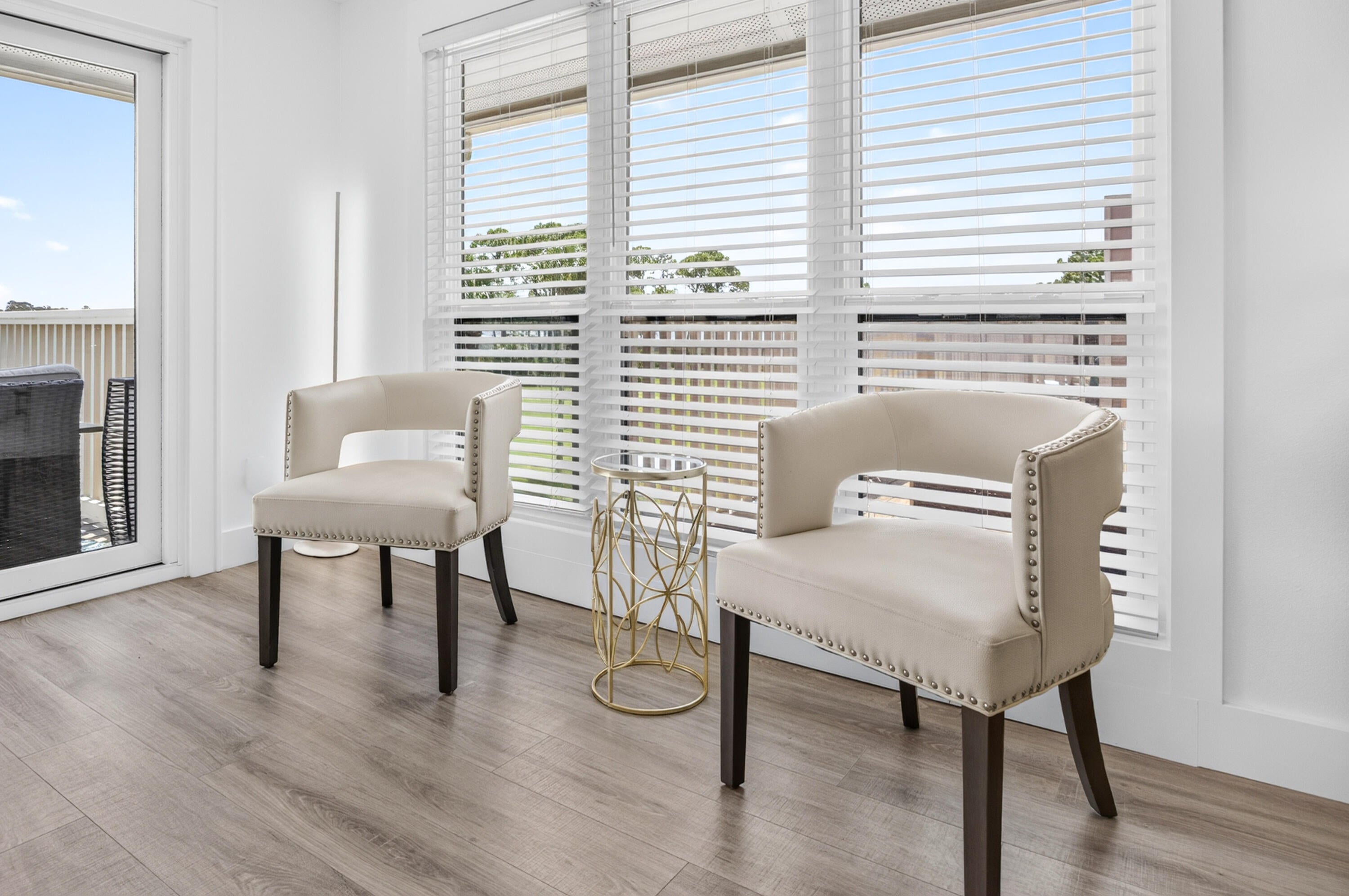 HARBOUR POINT CONDO - Residential