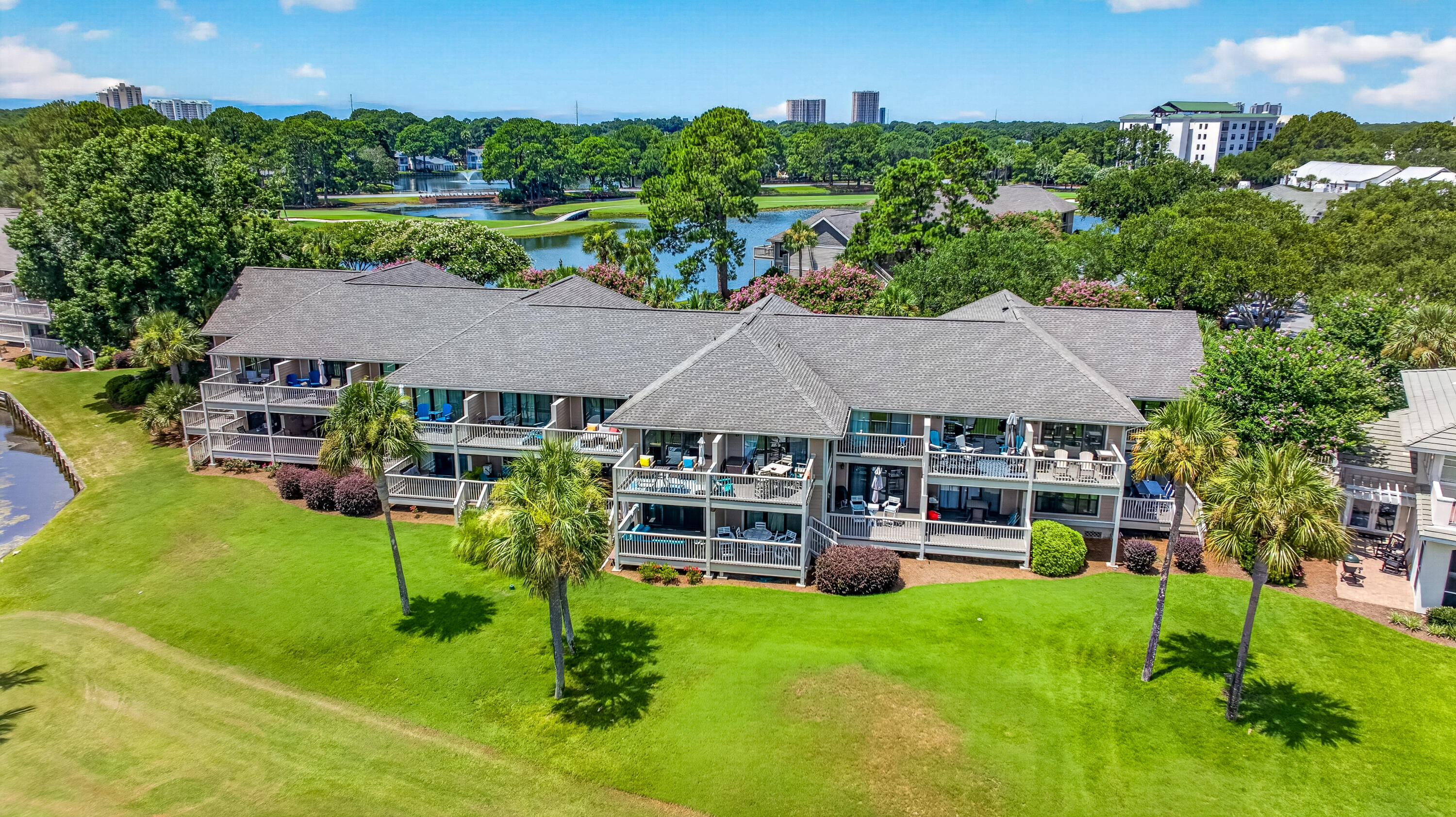 HARBOUR POINT CONDO - Residential