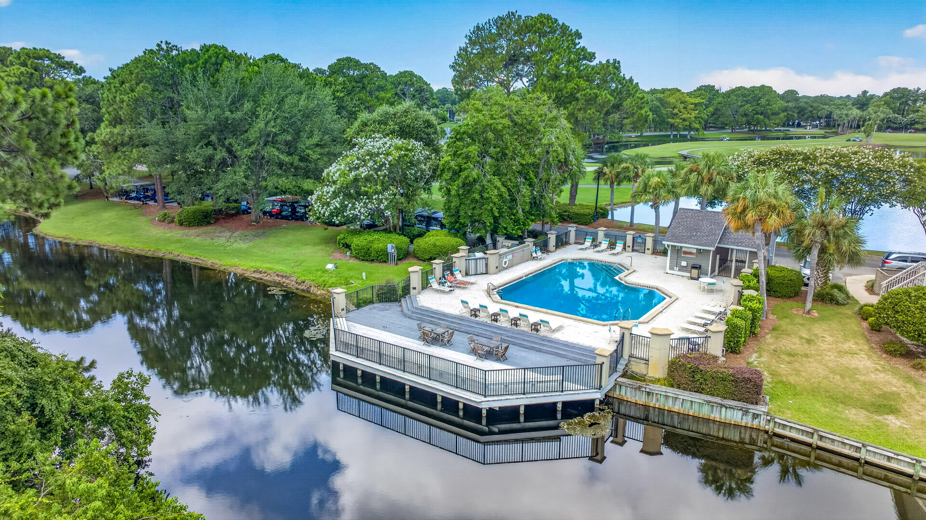 HARBOUR POINT CONDO - Residential